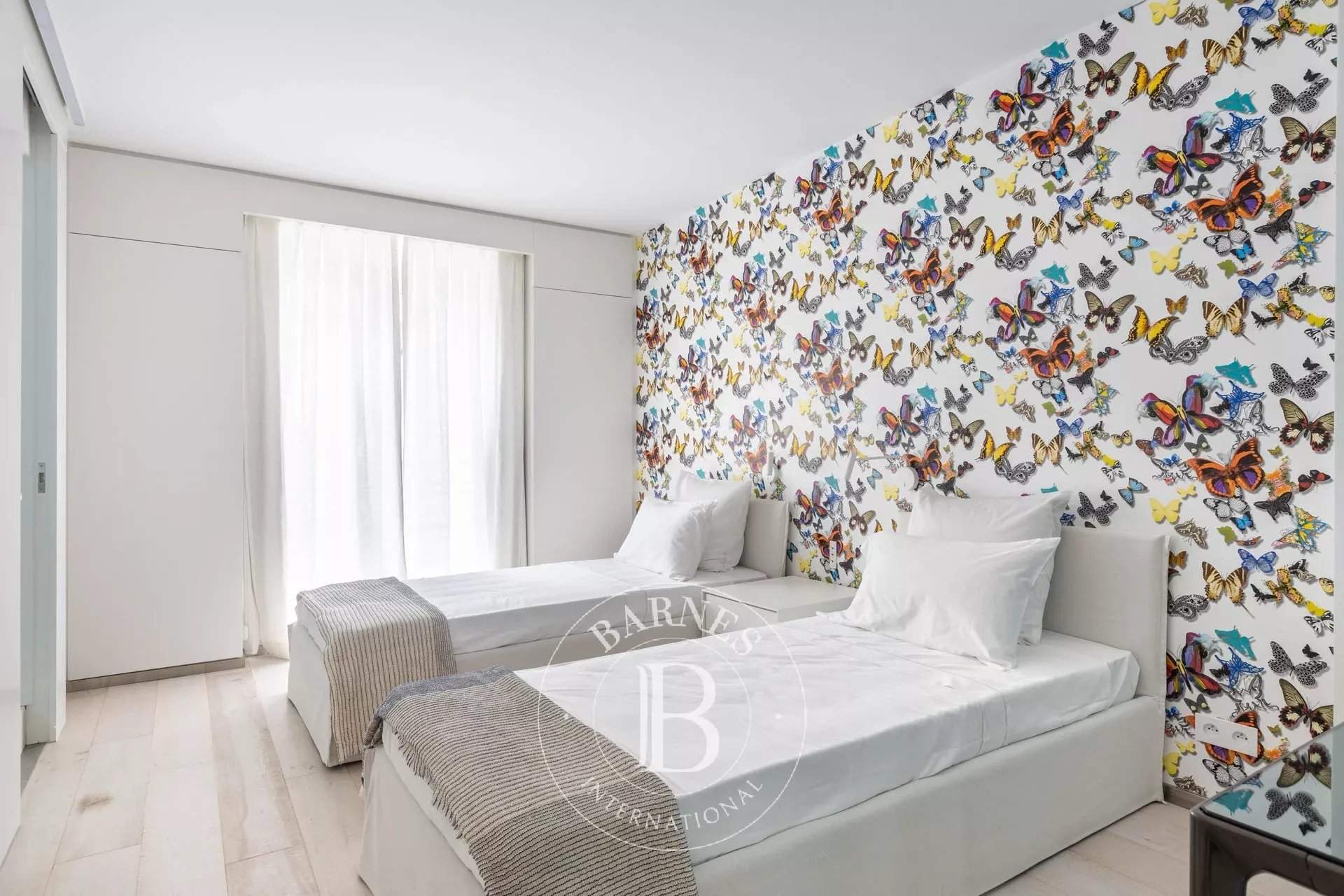 Paris  - Apartment 4 Bedrooms - picture 10