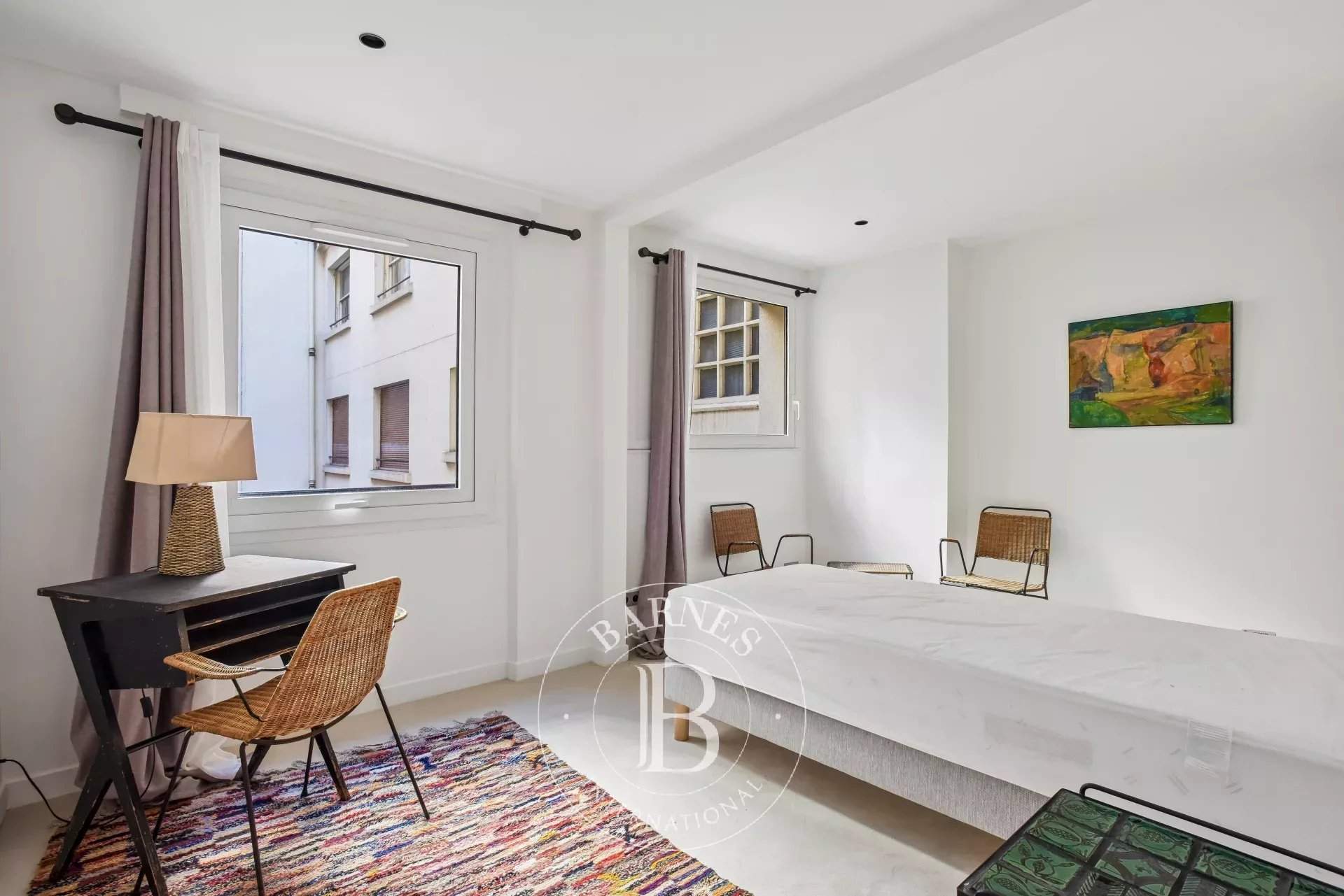 Paris  - Appartement 4 Pi&egrave;ces 2 Chambres - picture 8