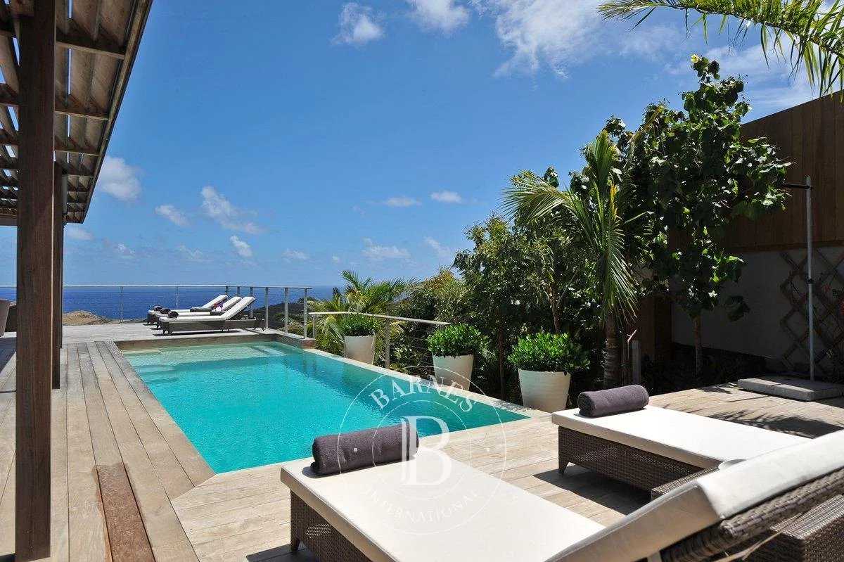 Breathtaking view for this 4 bedroom villa picture 10