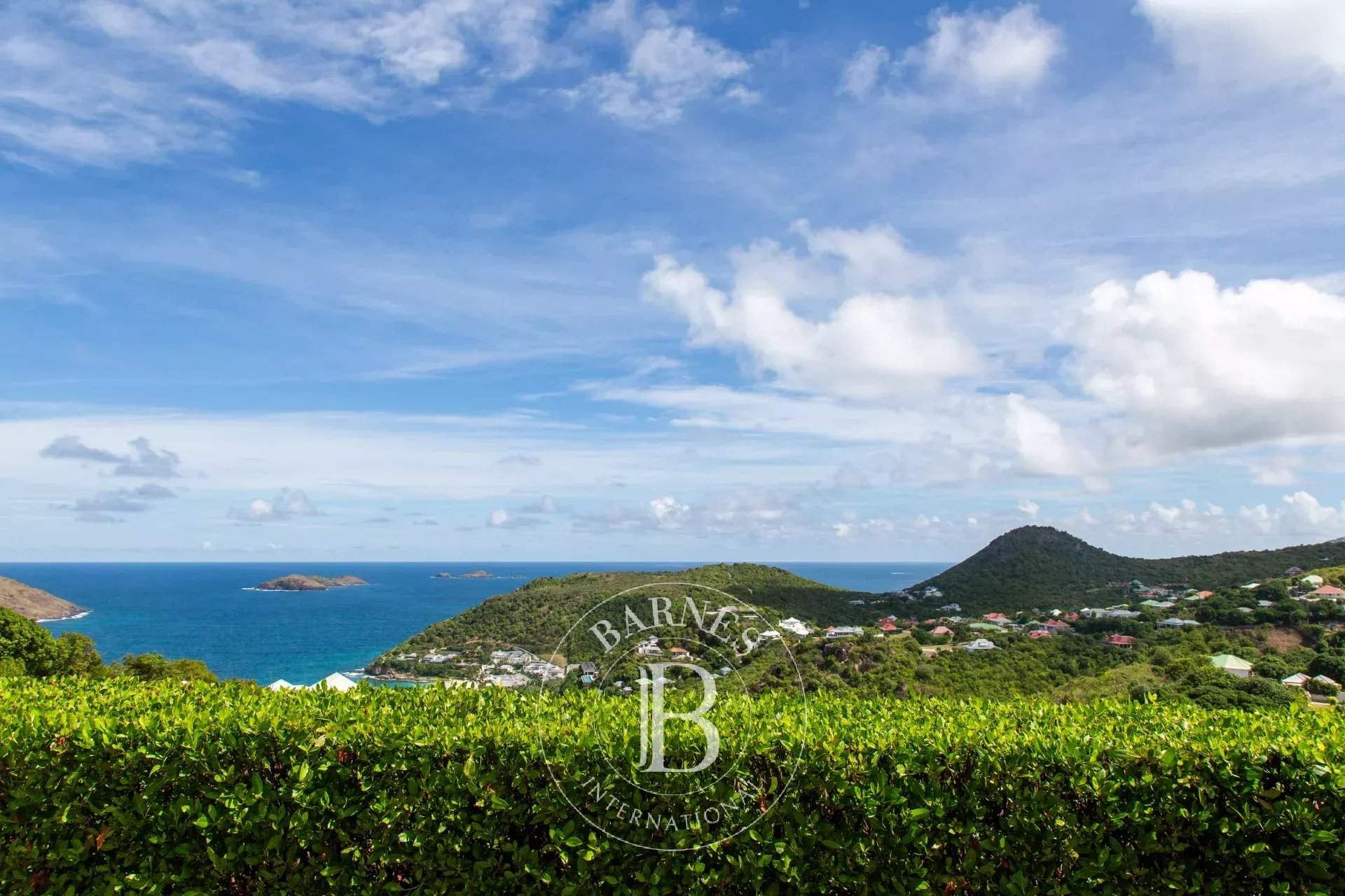 Peaceful and Tranquil Villa in Colombier picture 3