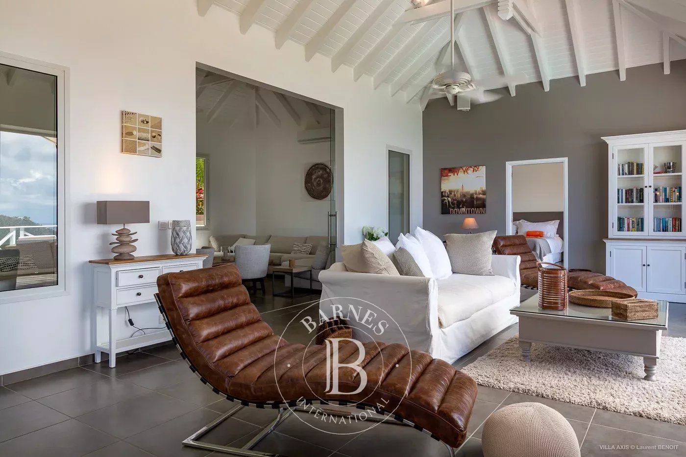 Very private 4 bedroom villa in Lorient hills. picture 6