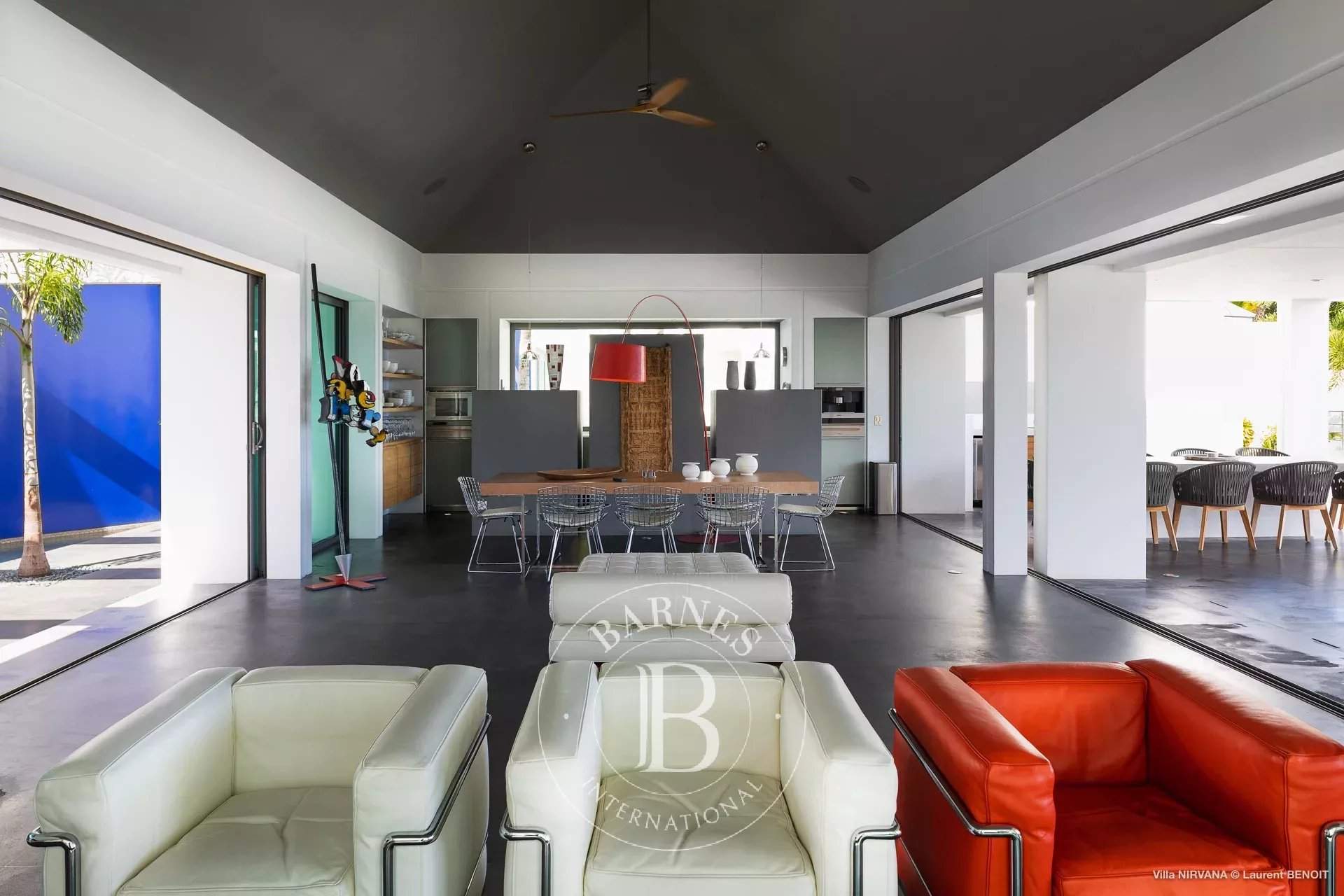 Luxurious contemporary villa on the heights of Lurin picture 7