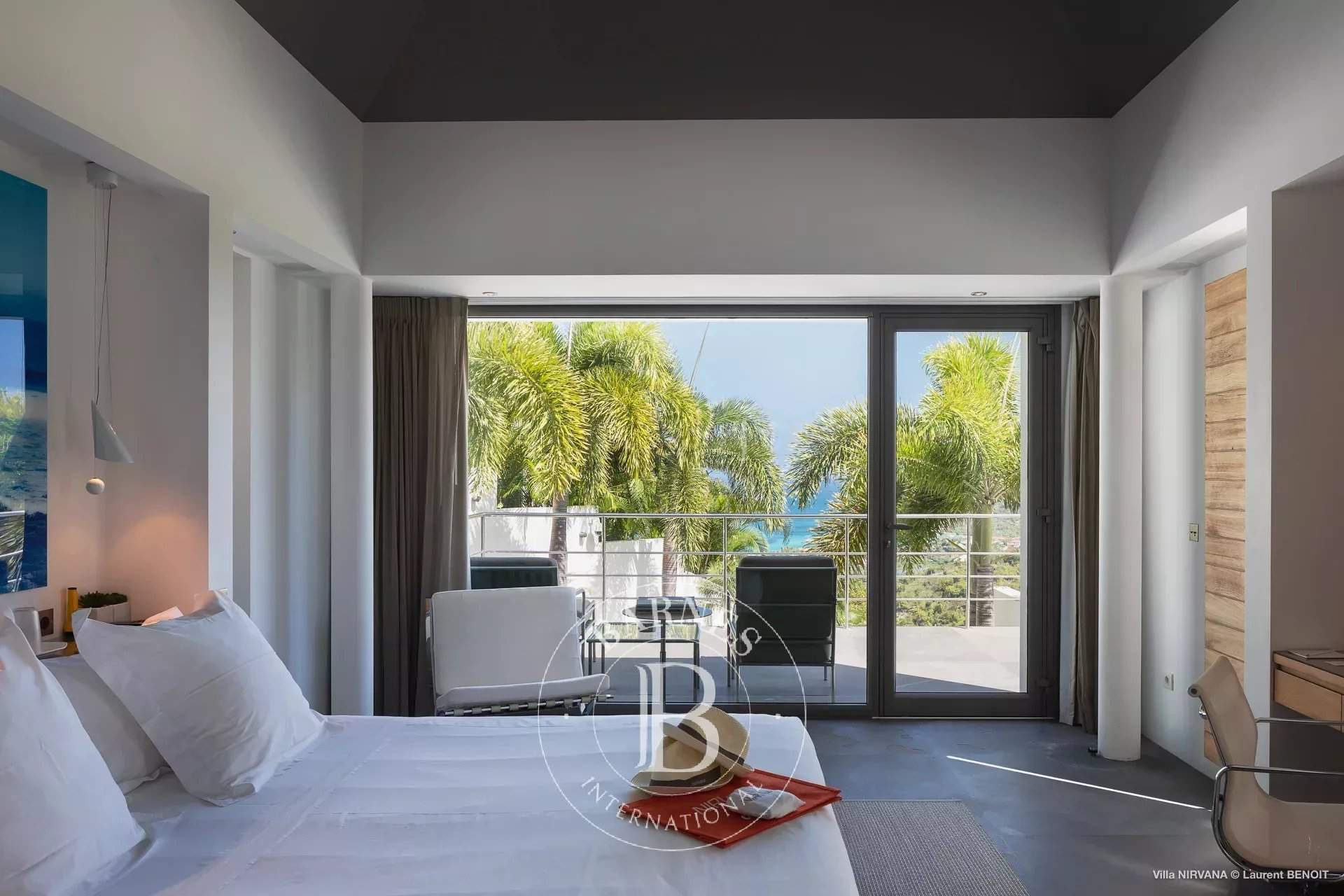 Luxurious contemporary villa on the heights of Lurin picture 13