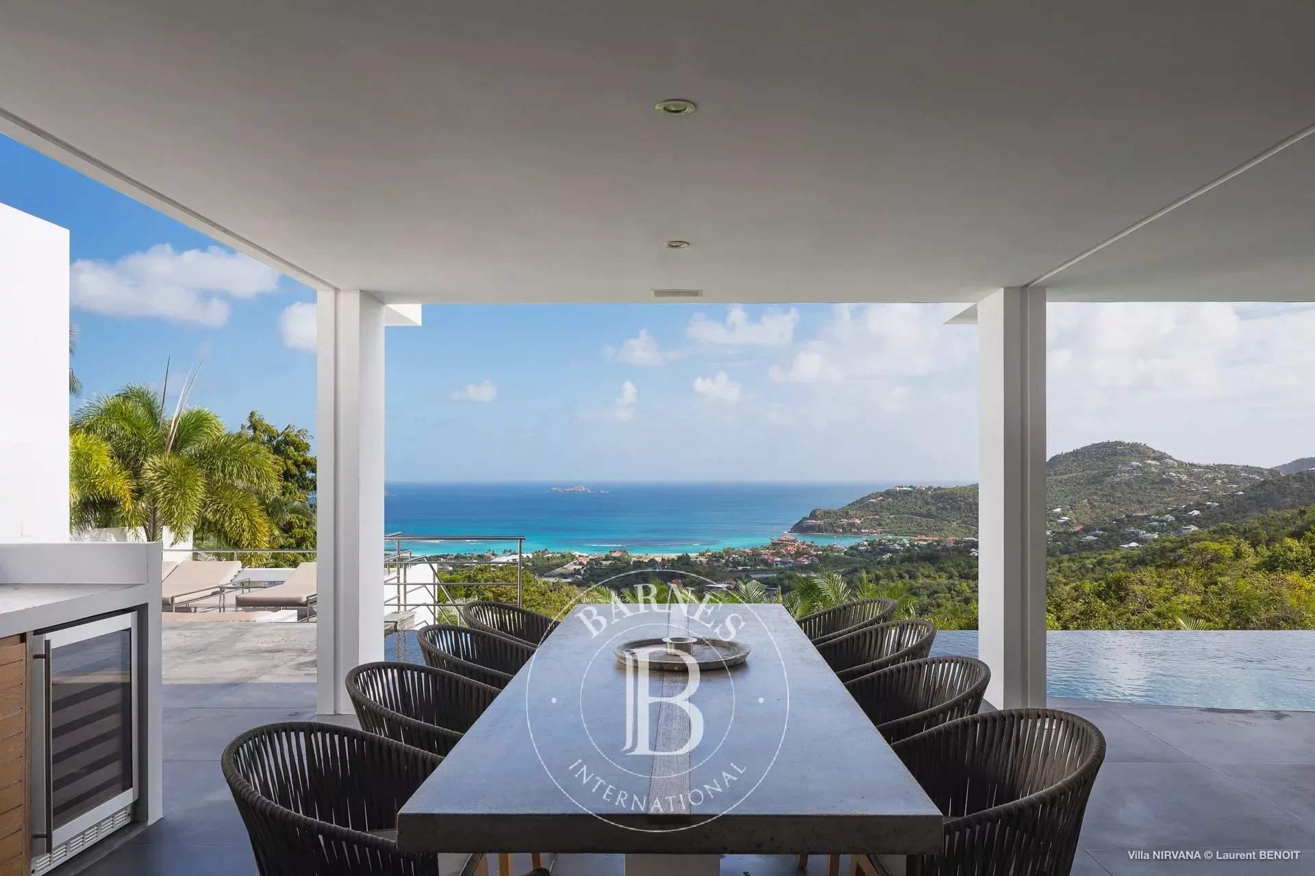 Luxurious contemporary villa on the heights of Lurin picture 5