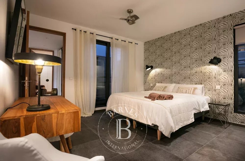 Appartement de 3 chambres situé coeur de Gustavia, vue port picture 13