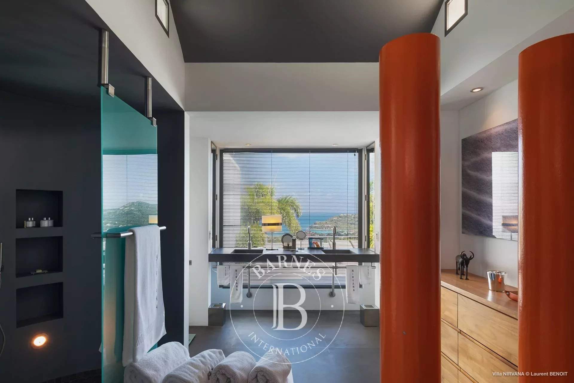 Luxurious contemporary villa on the heights of Lurin picture 12