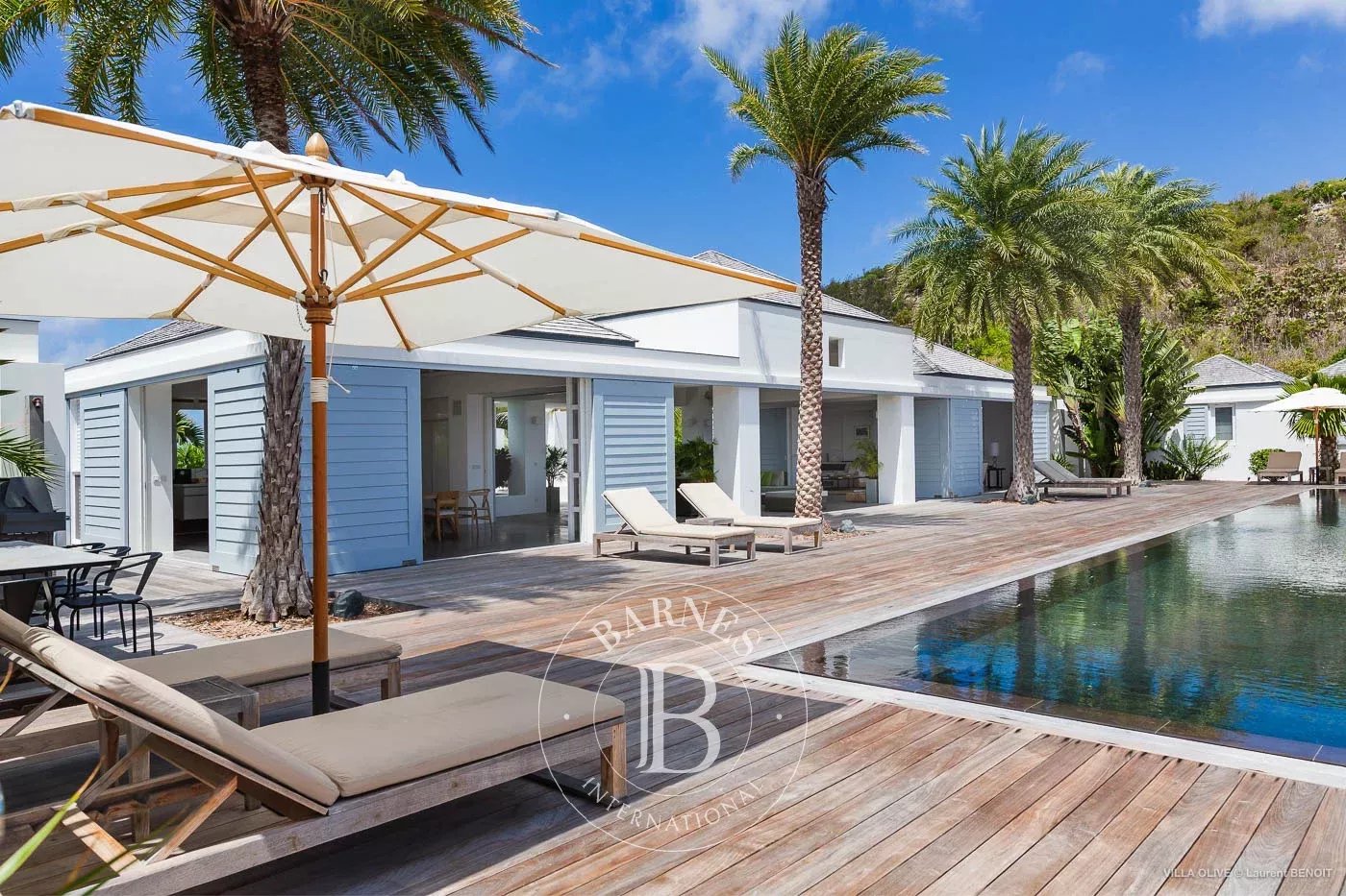 Bright, beautiful  and private 4 bedrooms villa picture 2