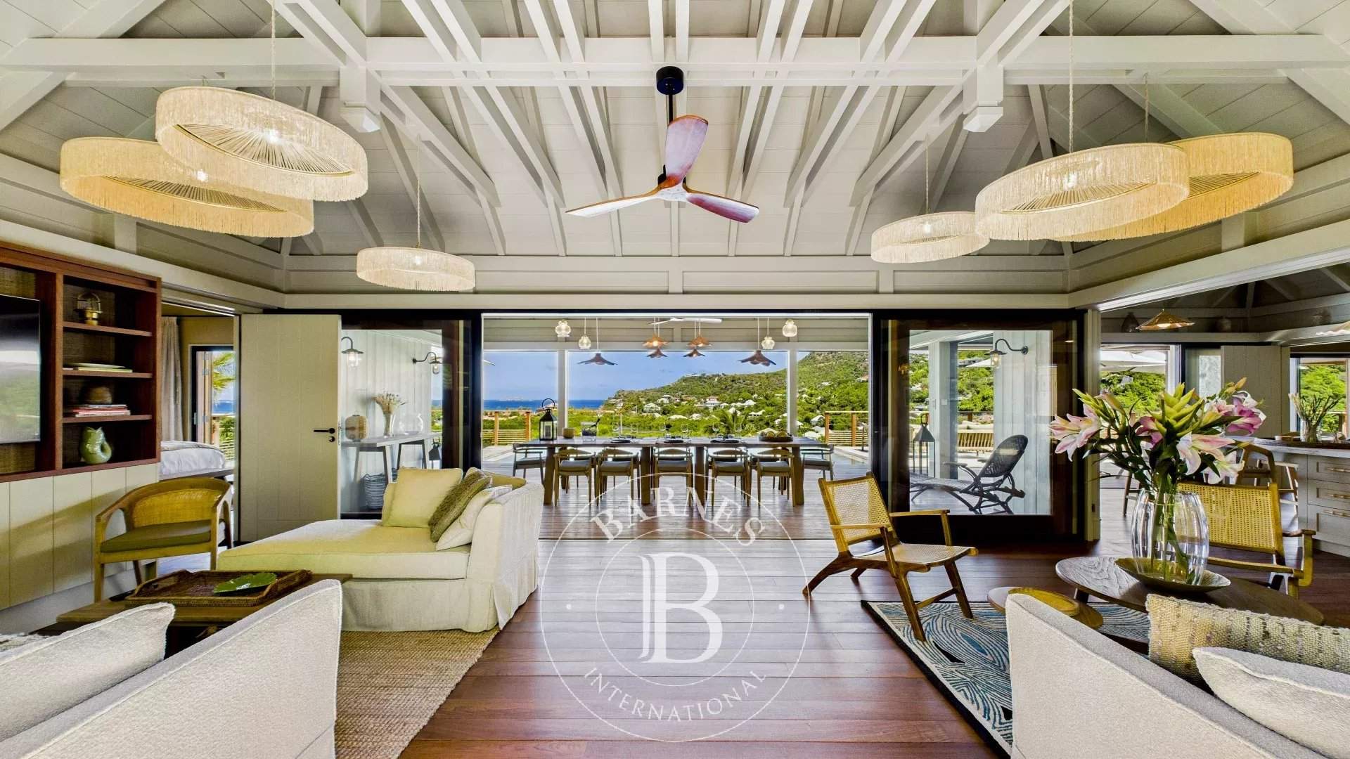 Villa Bonnie, moderne avec vue imprenable sur la baie de St Jean. picture 9