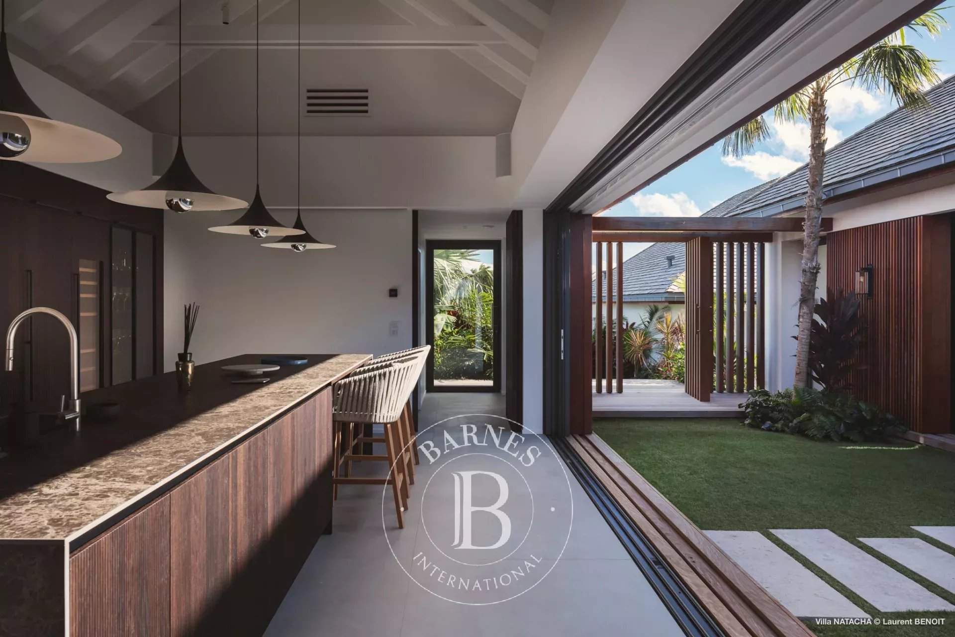 Beautiful contemporary 5-bedroom villa located in Gouverneur picture 5