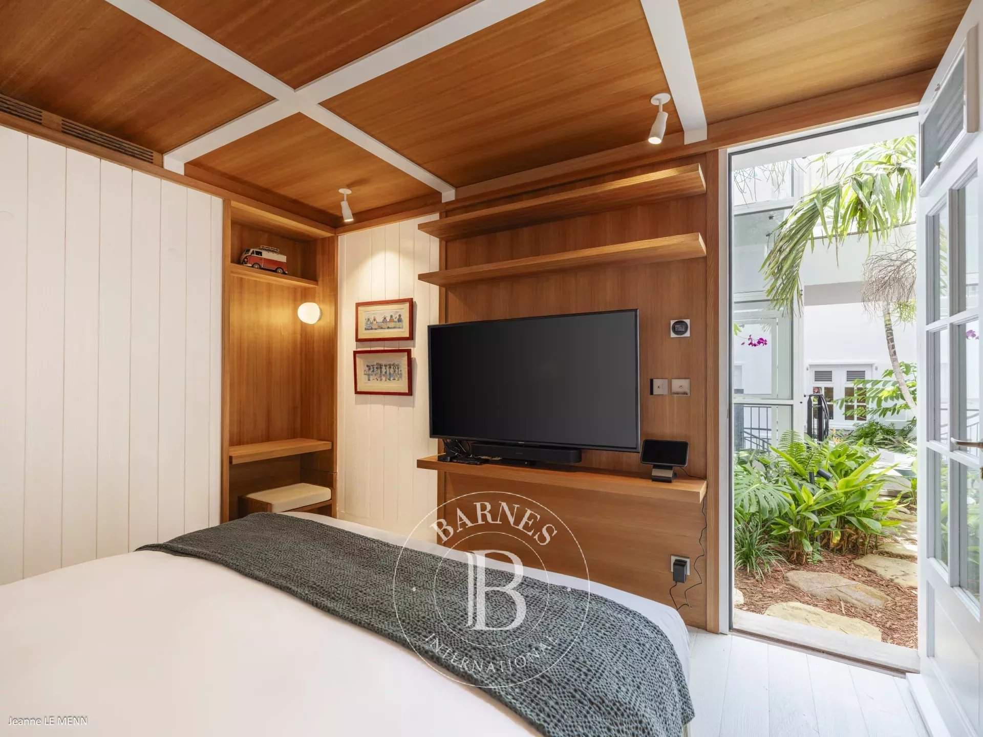 Magnificent 4-bedroom villa in the heart of Gustavia picture 18