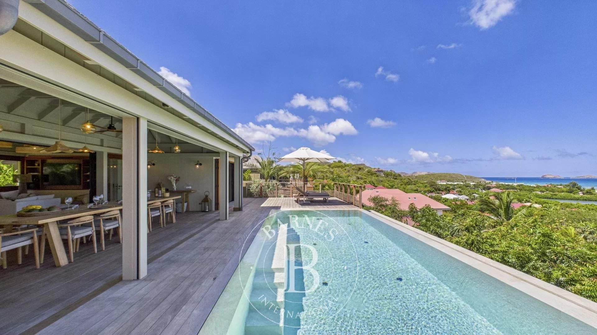 Villa Bonnie, moderne avec vue imprenable sur la baie de St Jean. picture 4