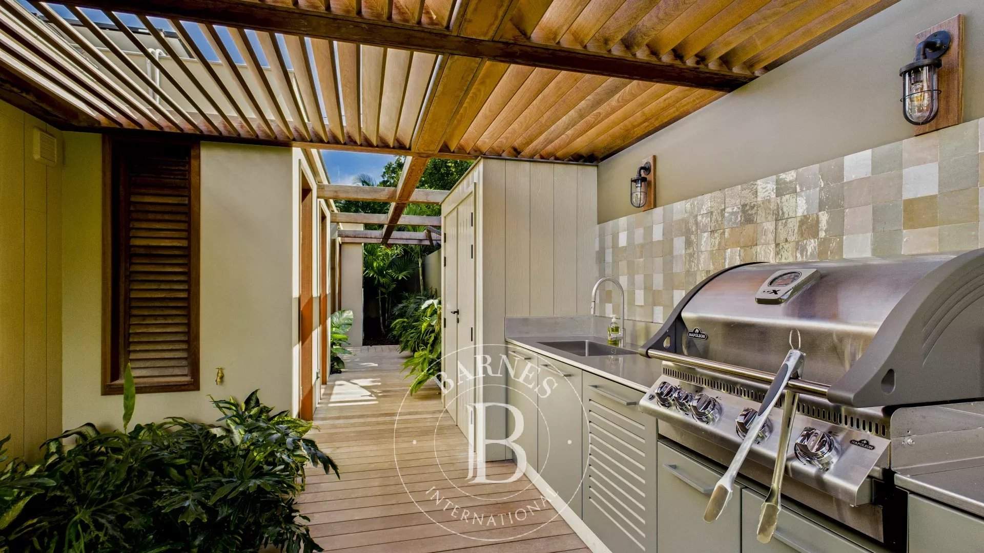 Villa Bonnie, moderne avec vue imprenable sur la baie de St Jean. picture 12