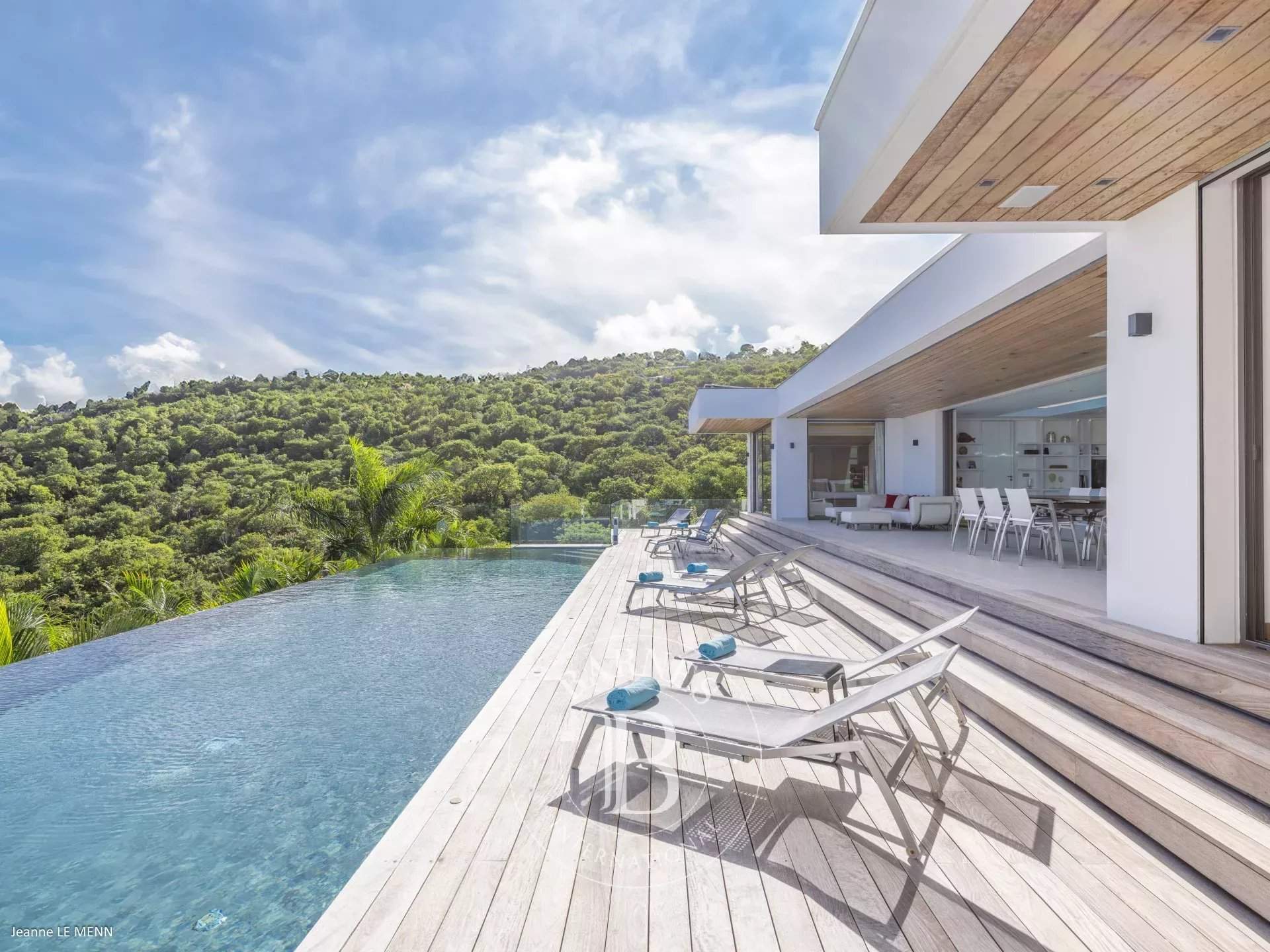 Très belle villa contemporaine à Lurin. picture 2