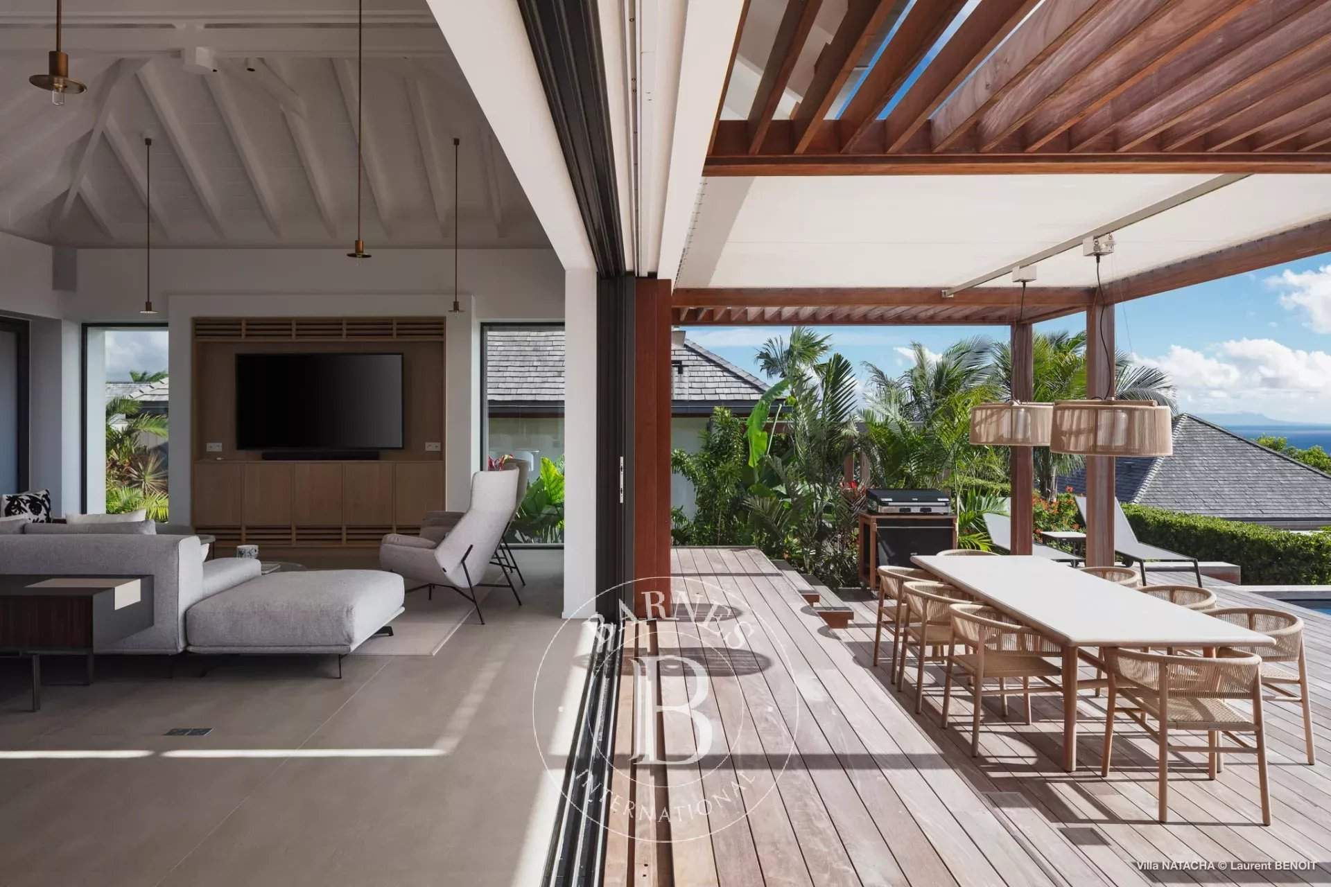 Beautiful contemporary 5-bedroom villa located in Gouverneur picture 8