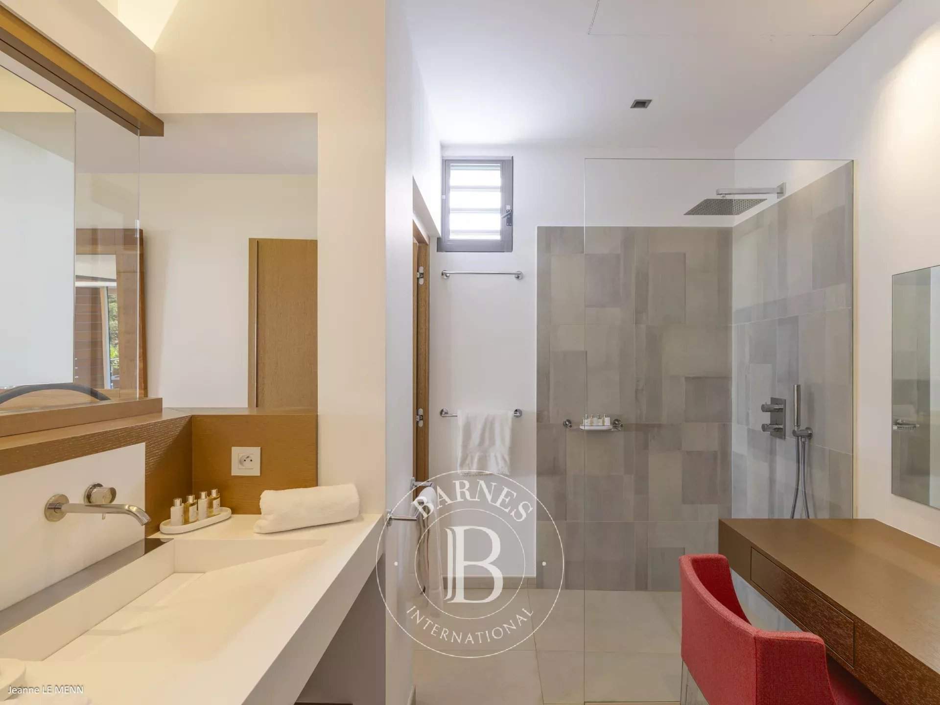 Très belle villa contemporaine à Lurin. picture 19