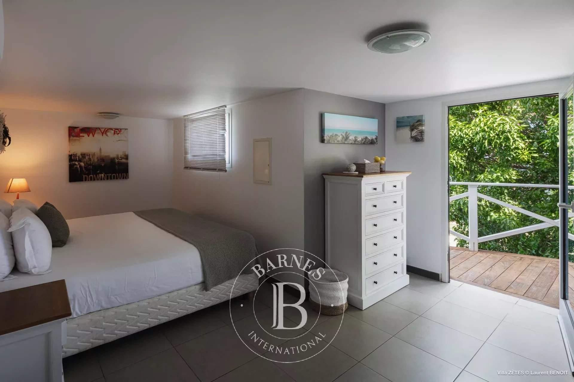 Very private 4 bedroom villa in Lorient hills. picture 18