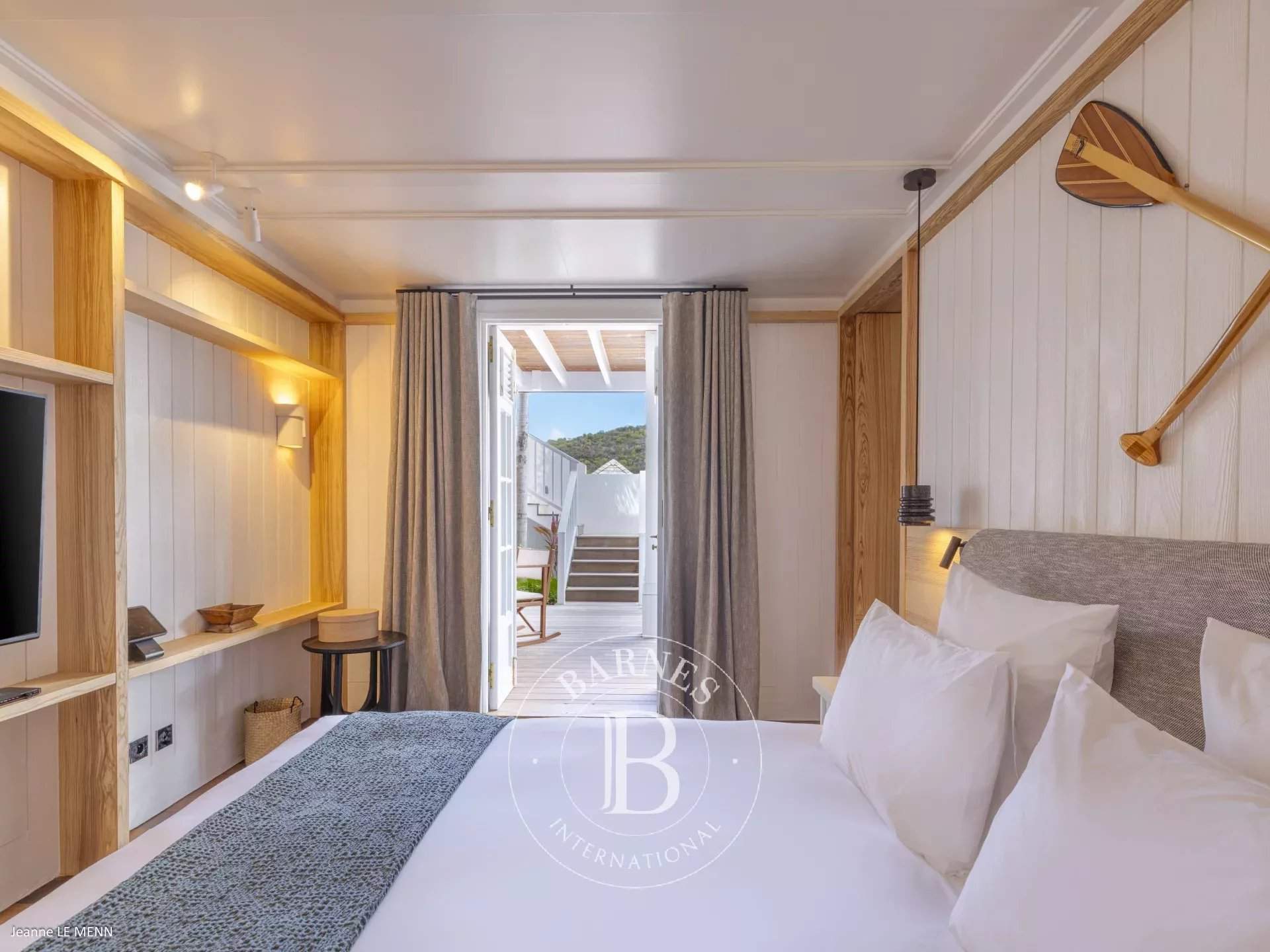 Magnificent 4-bedroom villa in the heart of Gustavia picture 16