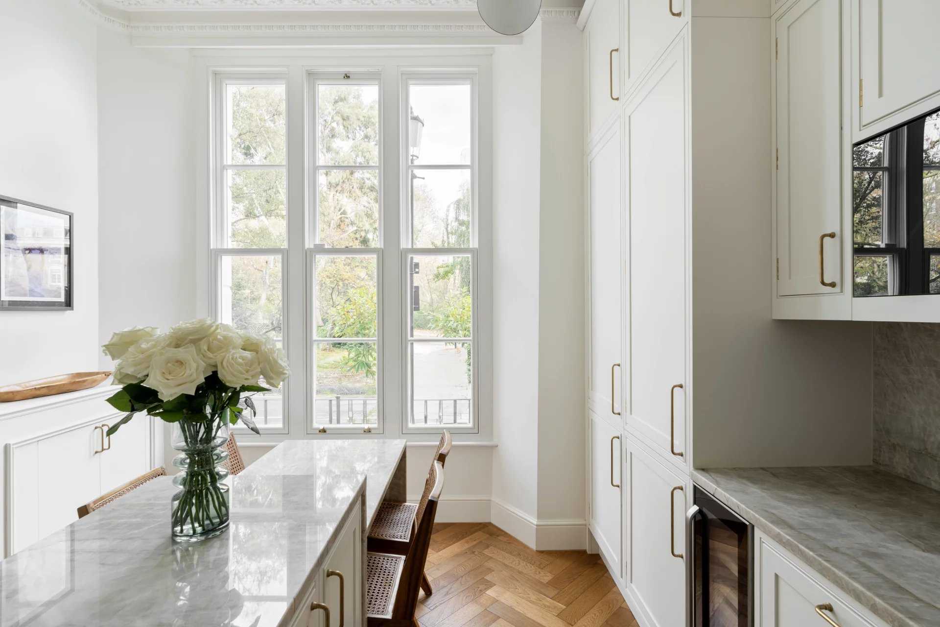 London  - Apartment 4 Bedrooms