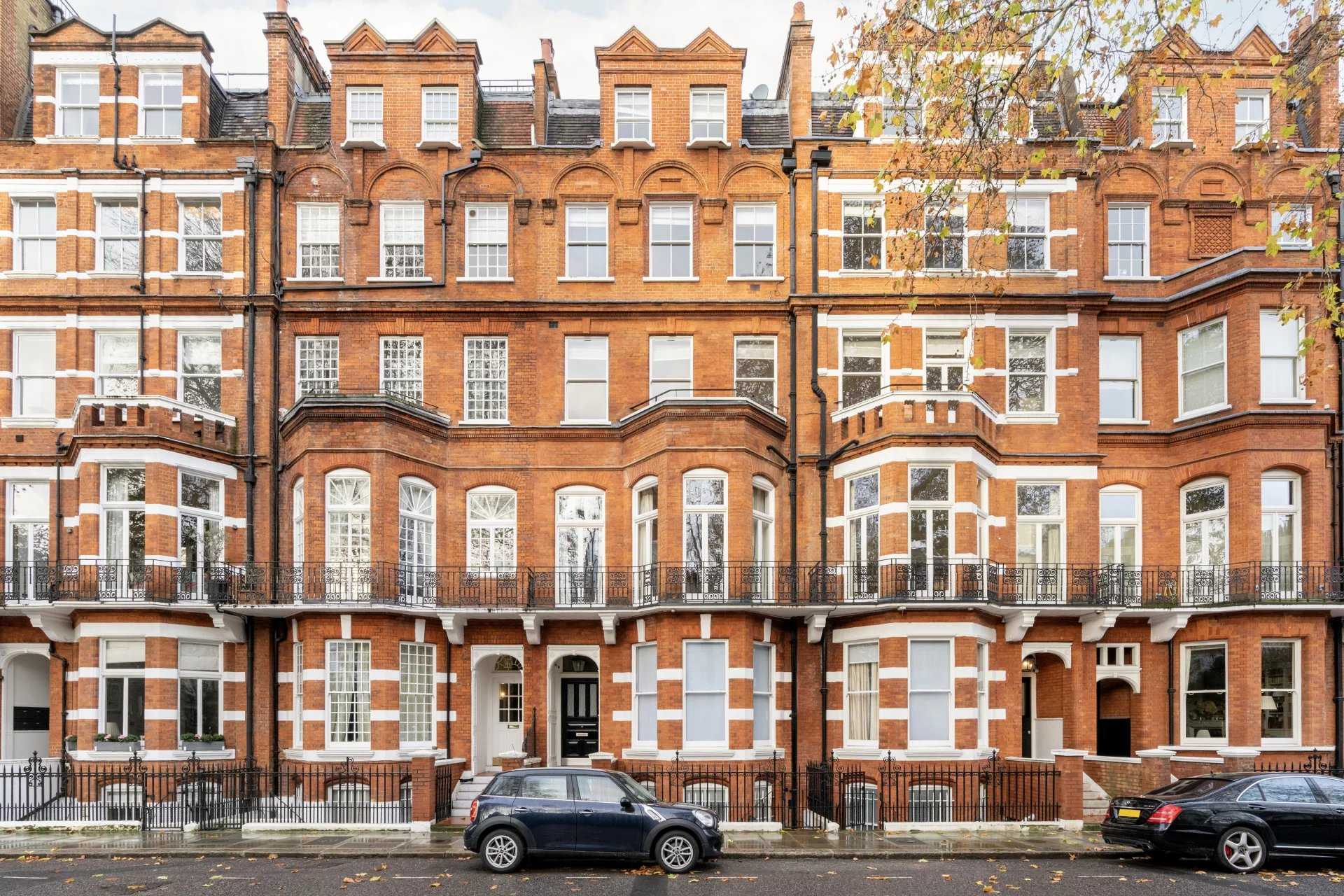 London  - Apartment 3 Bedrooms