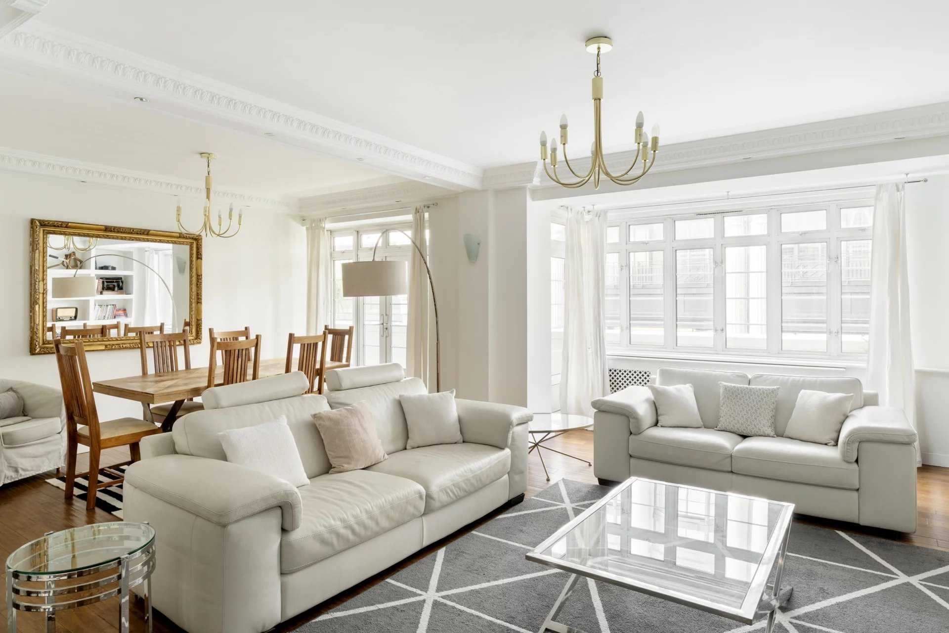 London  - Apartment 3 Bedrooms