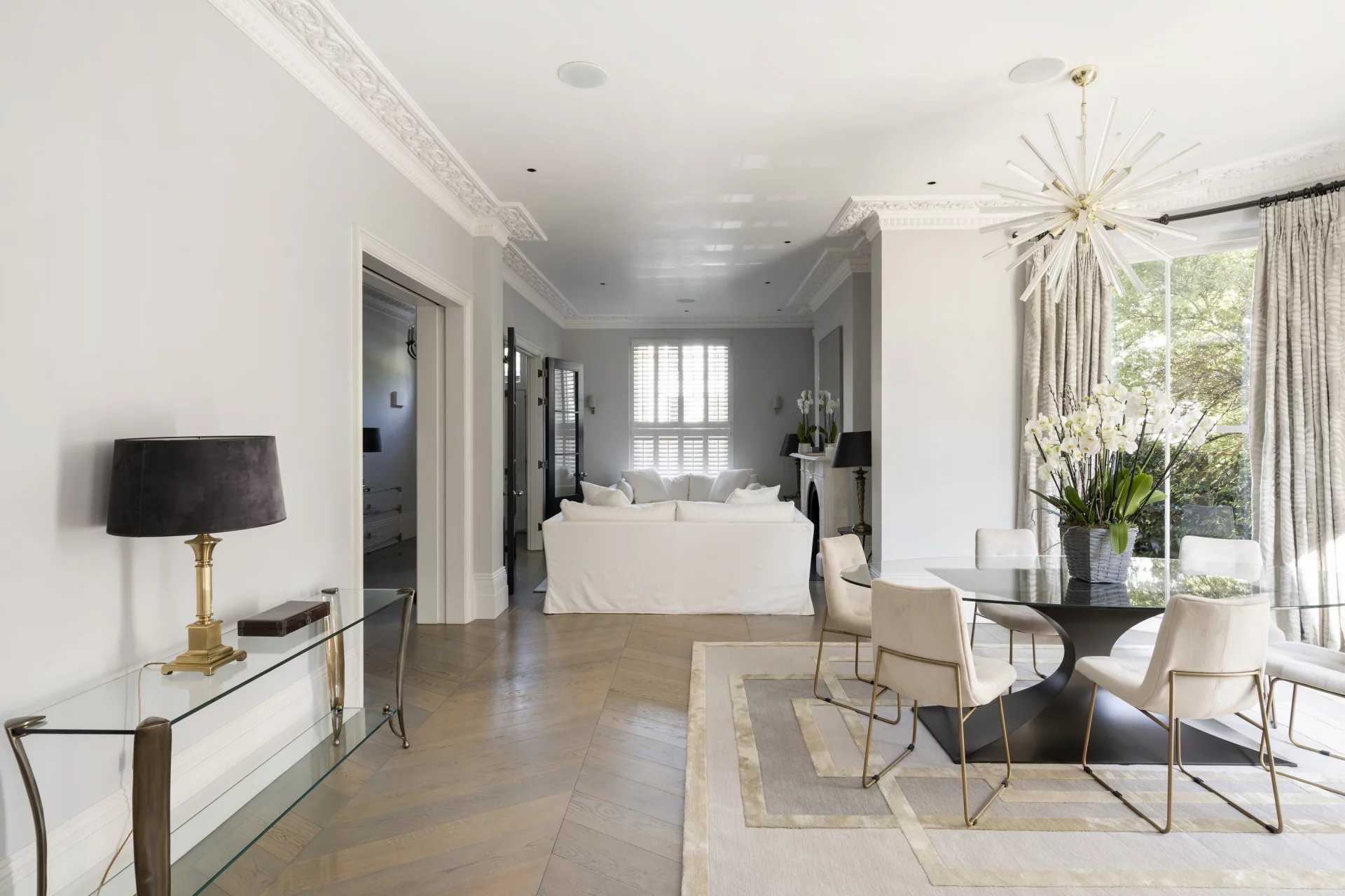 London  - House 6 Bedrooms