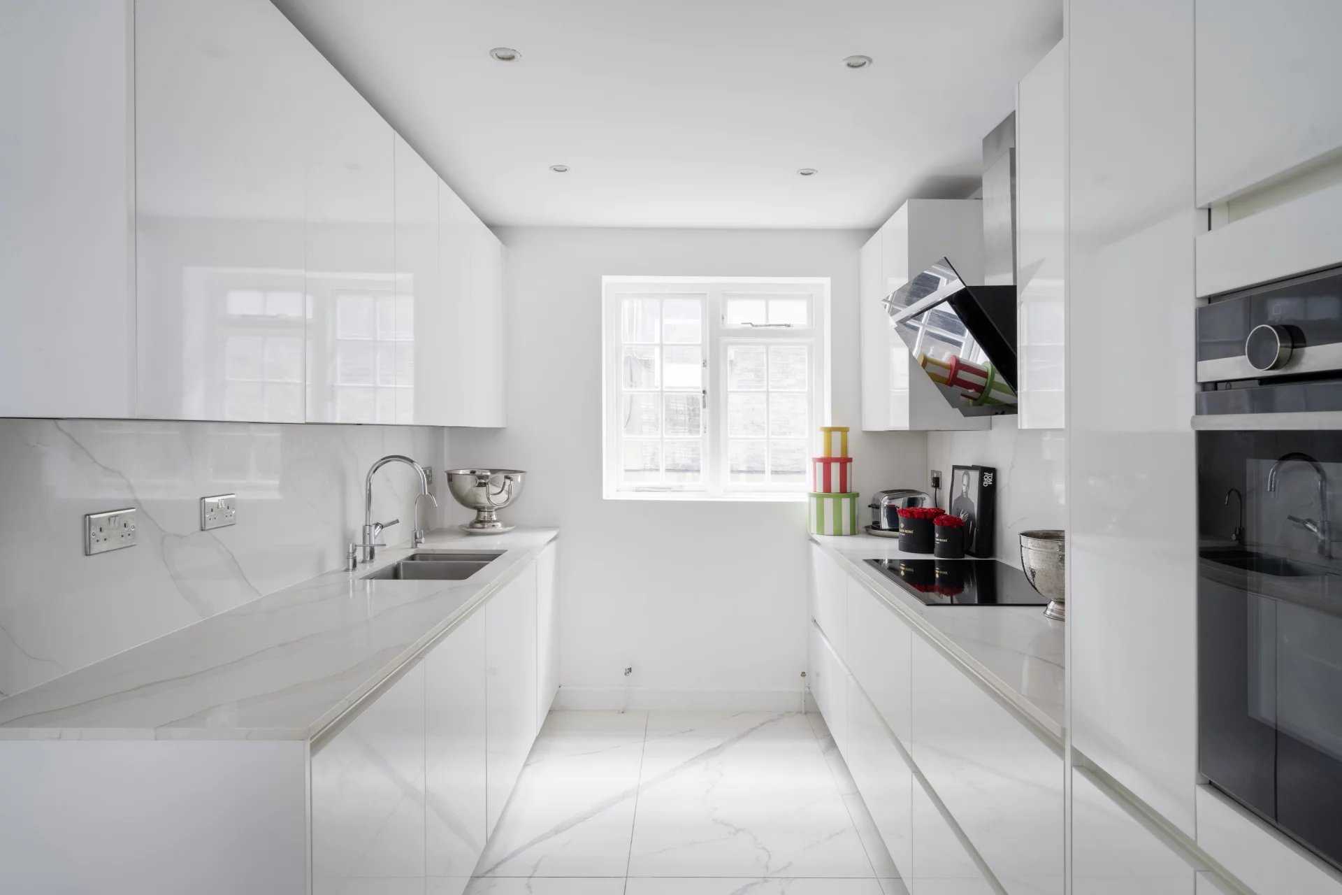 London  - House 4 Bedrooms