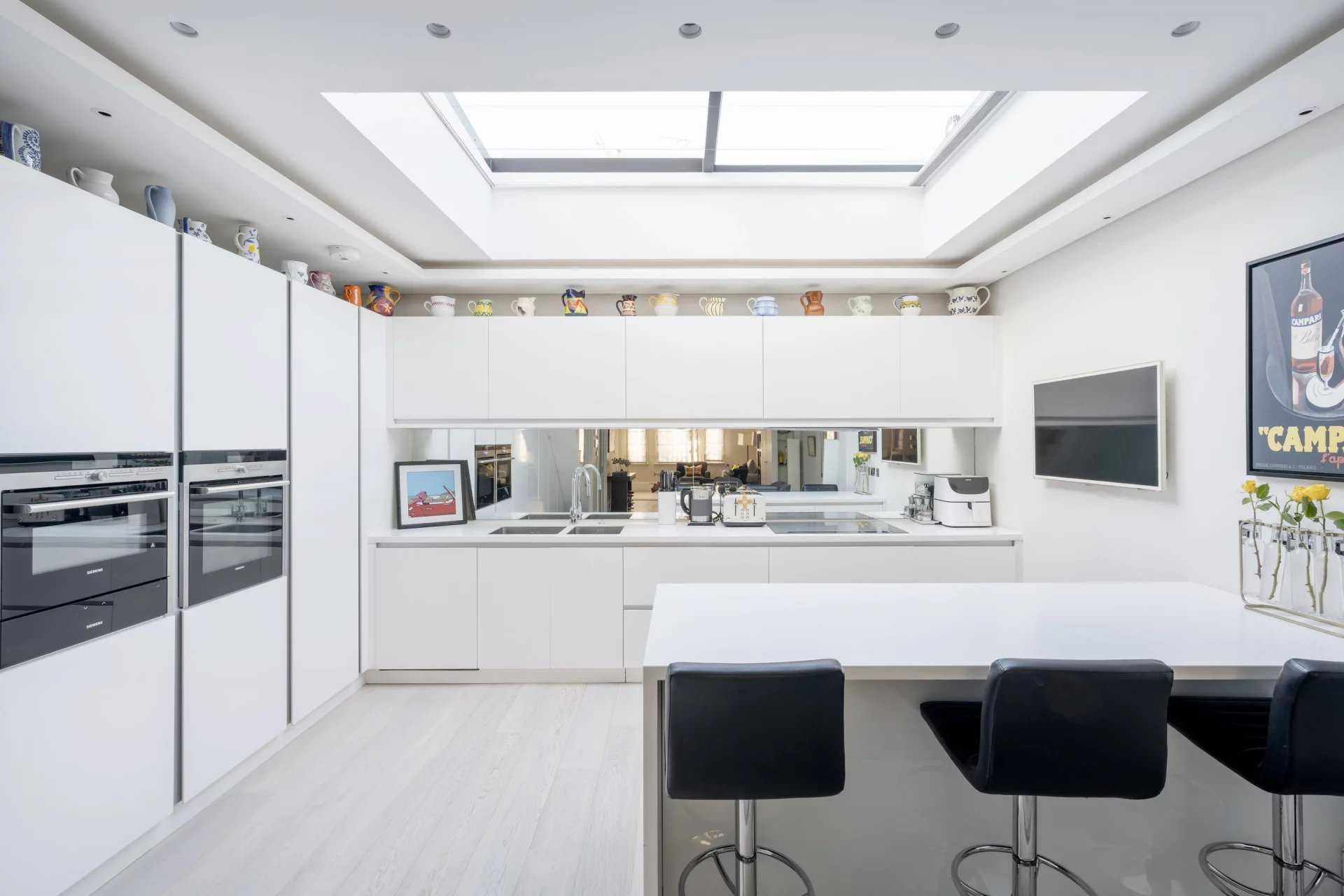 London  - Apartment 3 Bedrooms