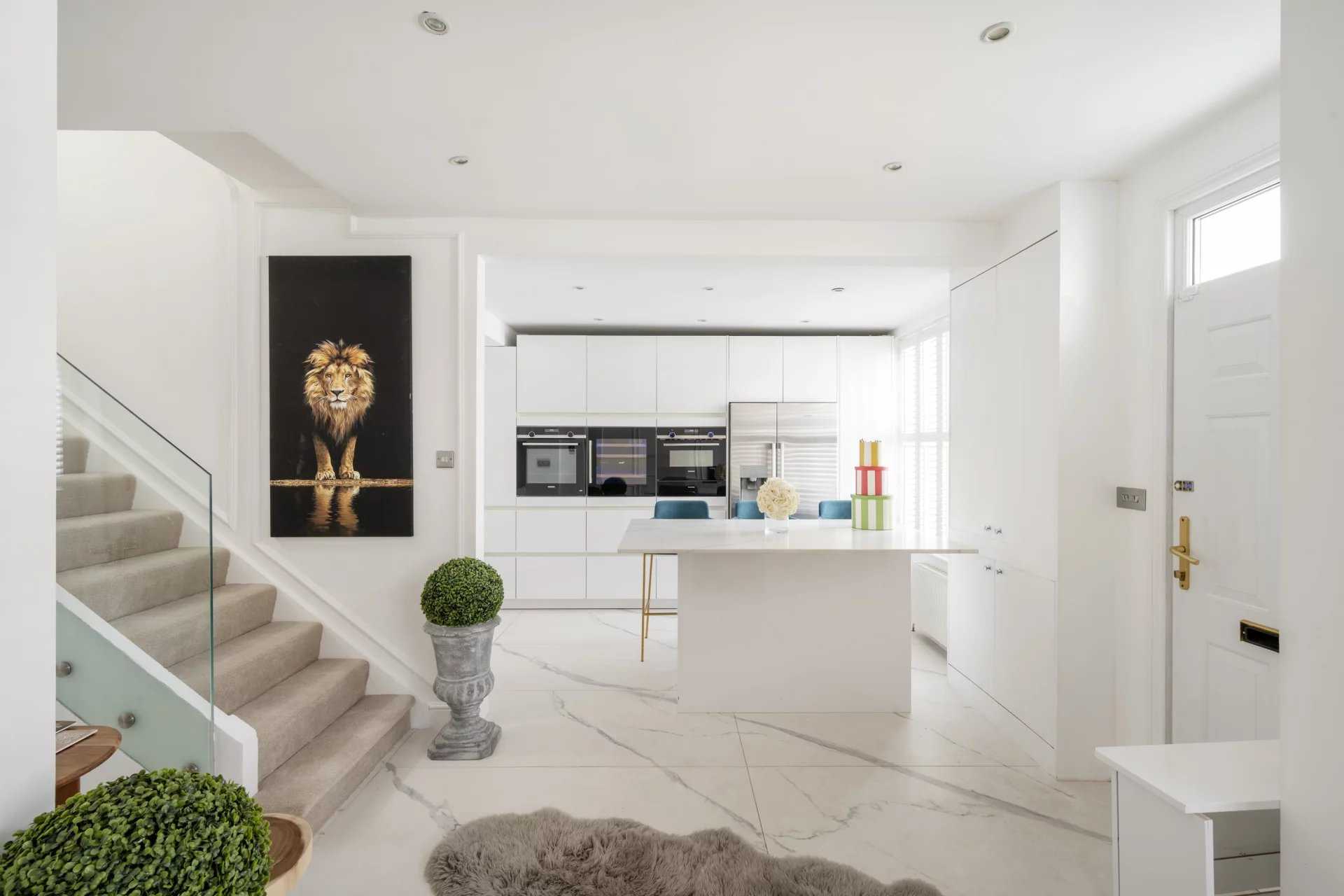 London  - House 4 Bedrooms