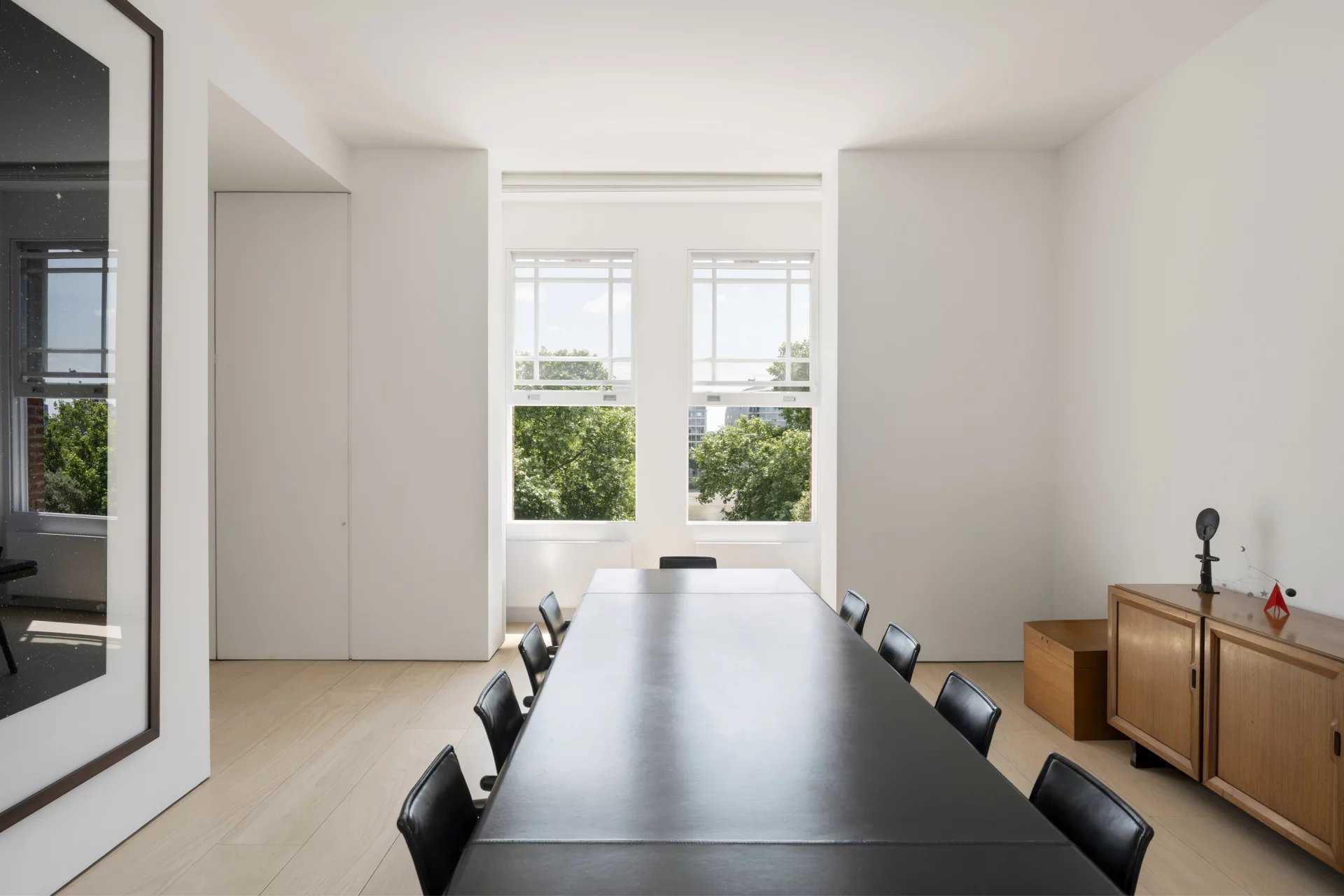 London  - Apartment 4 Bedrooms