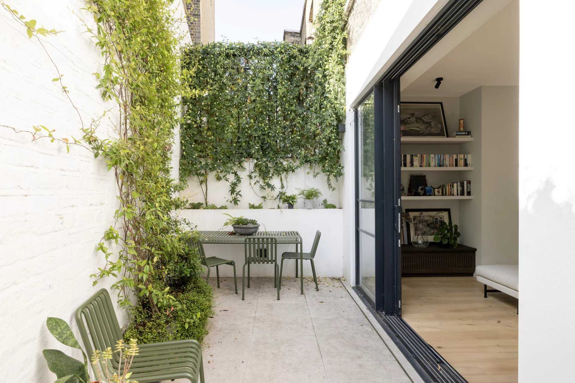 London  - Apartment 2 Bedrooms