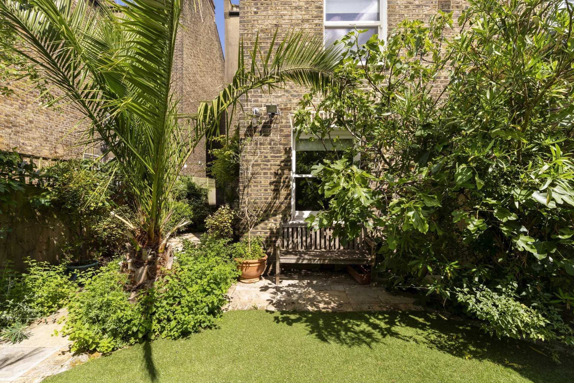 London  - House 6 Bedrooms