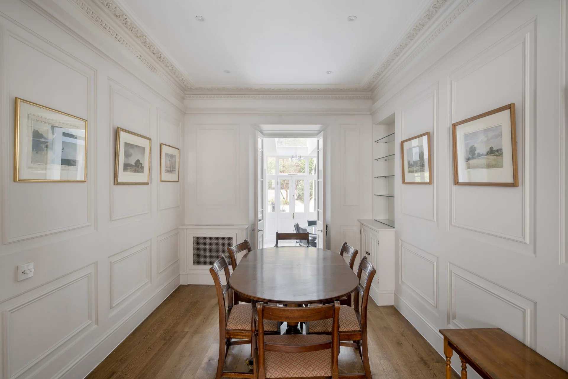 London  - Apartment 5 Bedrooms