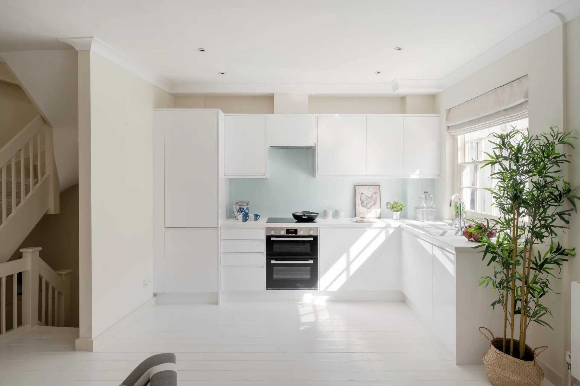 London  - House 3 Bedrooms