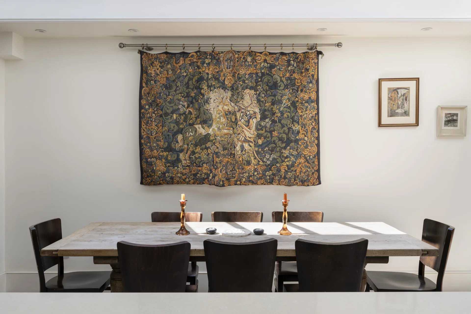 London  - House 4 Bedrooms