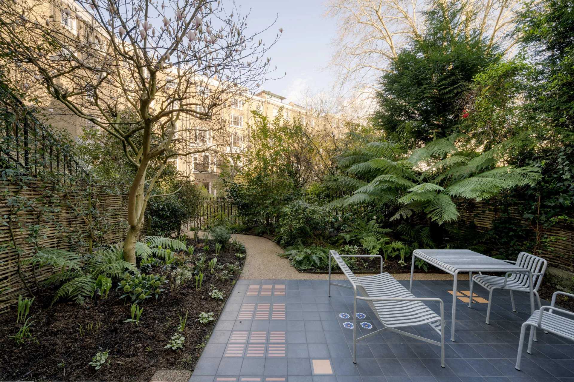 London  - Apartment 3 Bedrooms