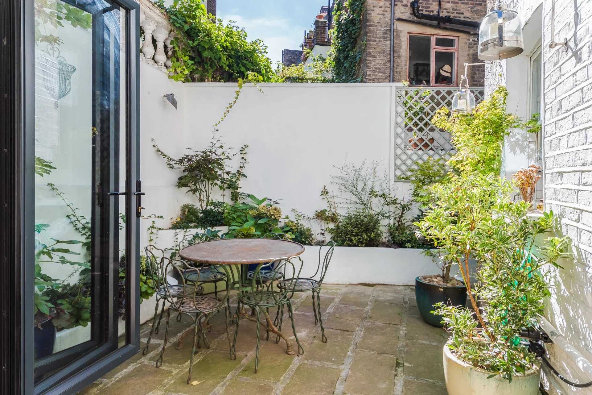 London  - Apartment 2 Bedrooms