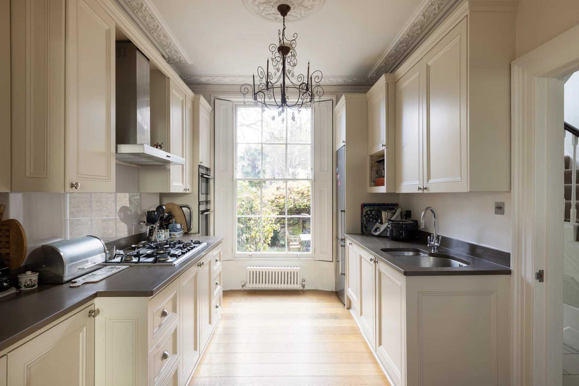 London  - House 5 Bedrooms