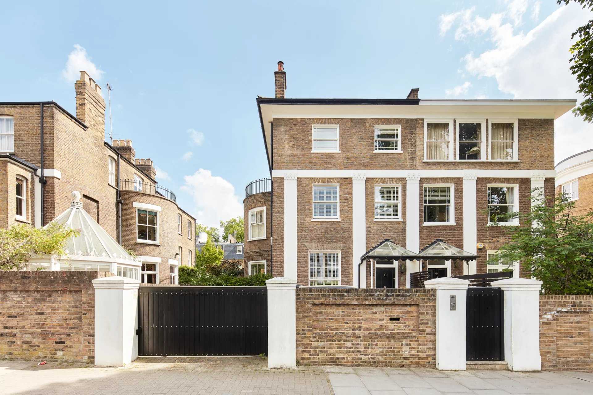 London  - House 6 Bedrooms