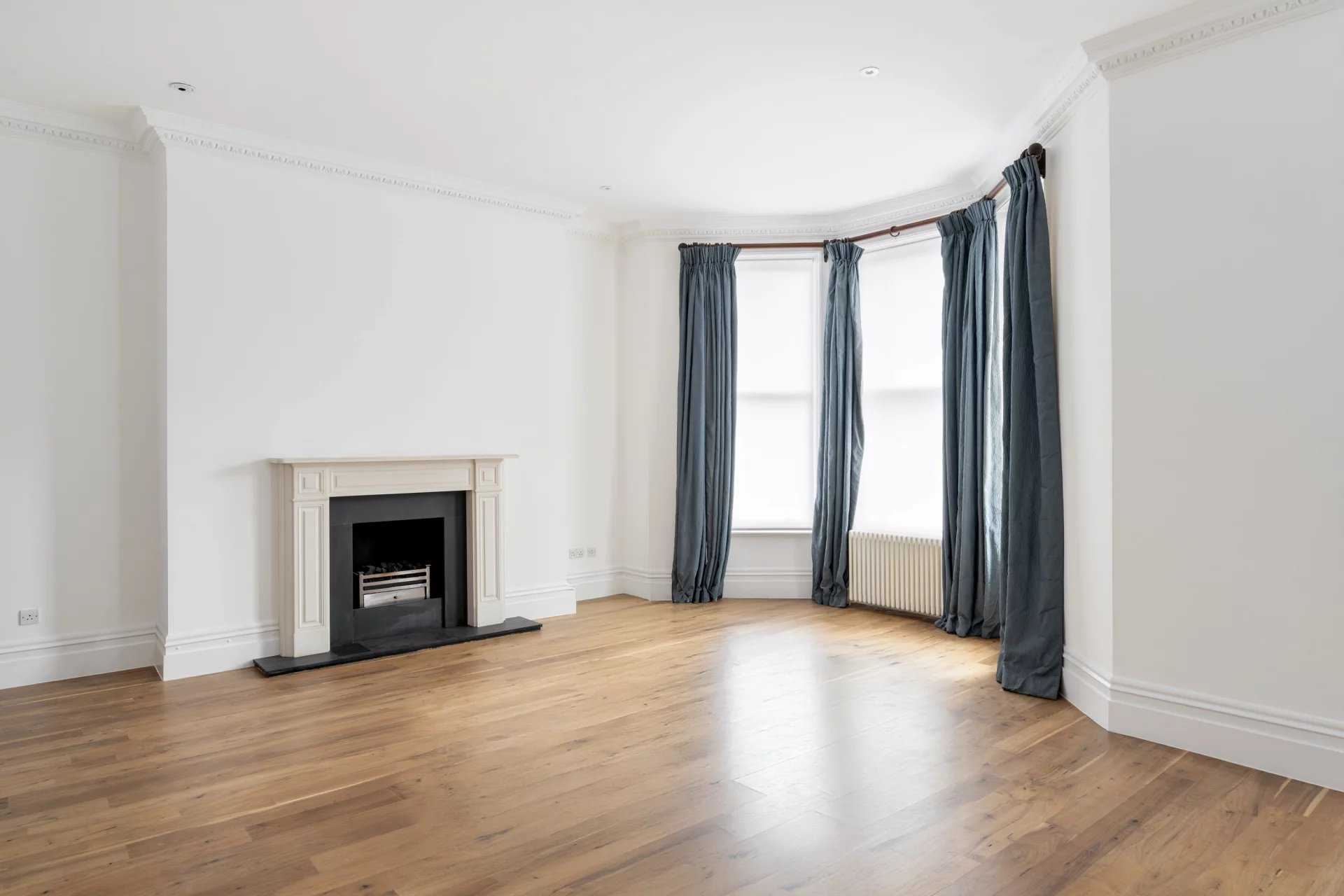 London  - Apartment 3 Bedrooms