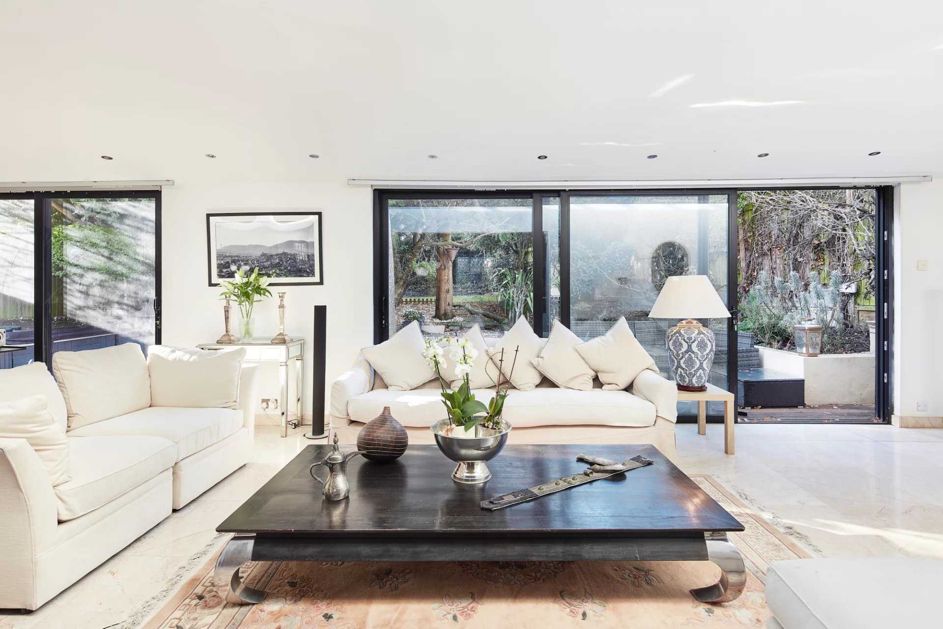 Detached house London - Ref 85866239