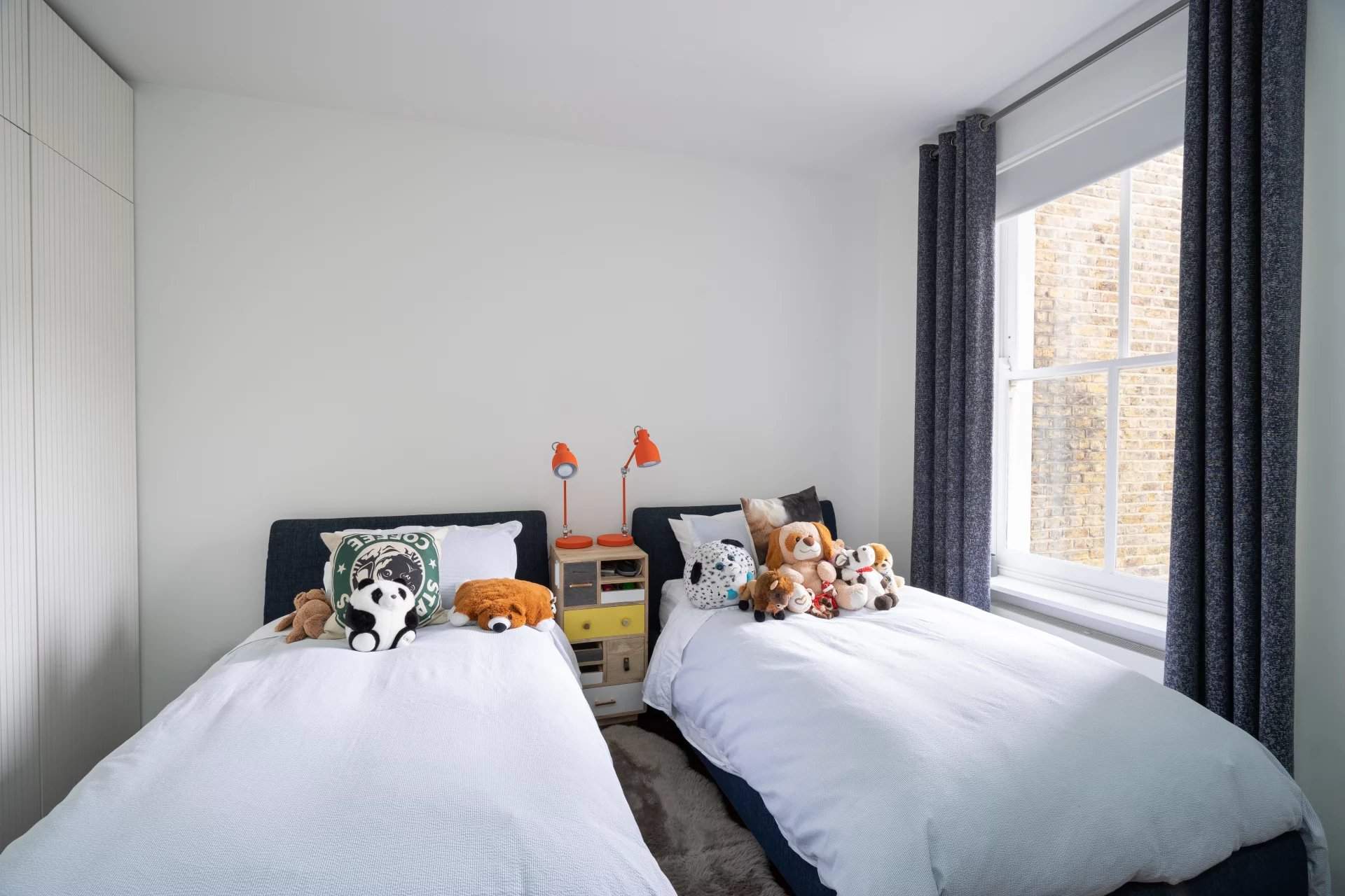 London  - Apartment 3 Bedrooms - picture 11