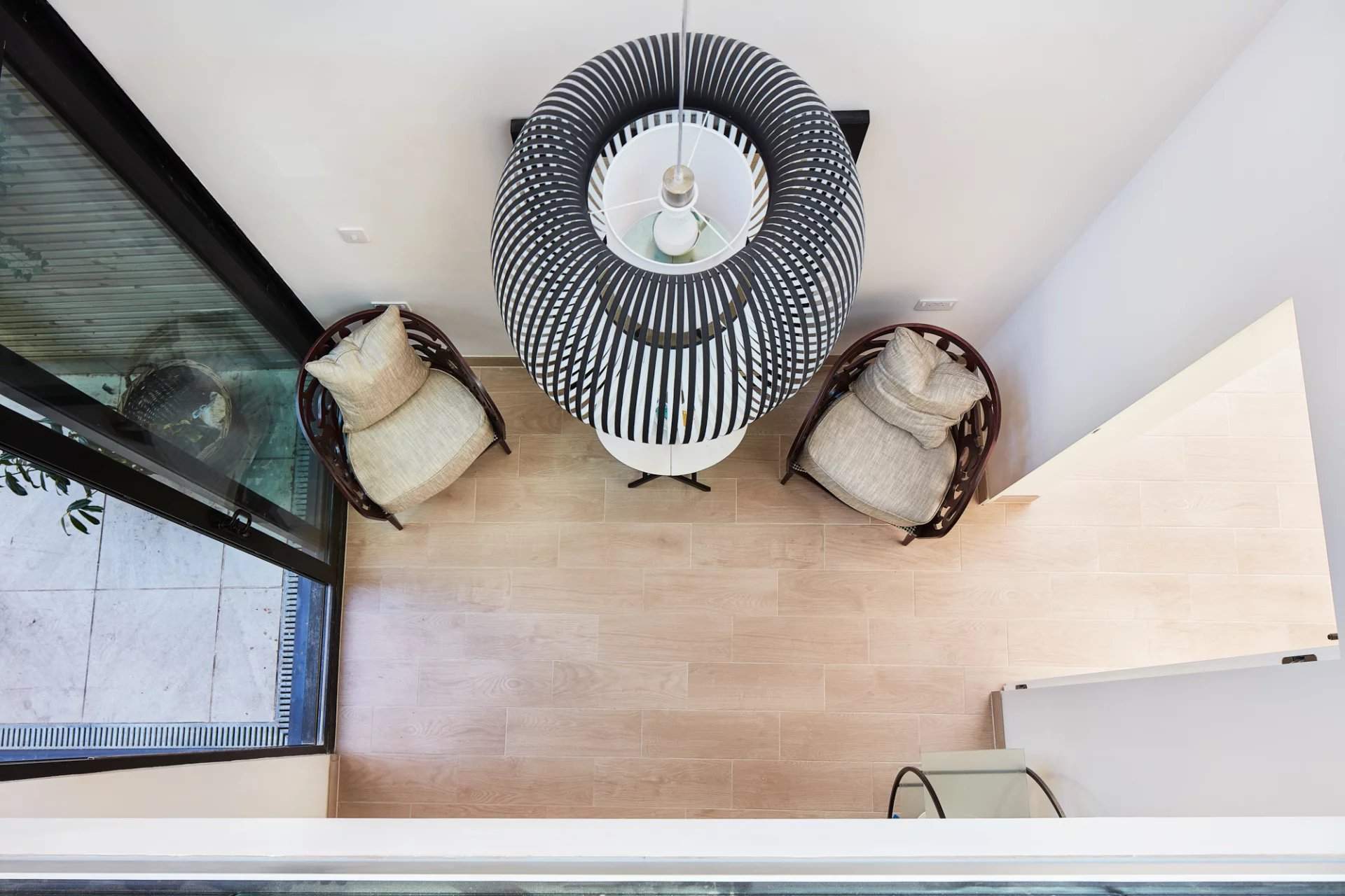 London  - House 4 Bedrooms - picture 5