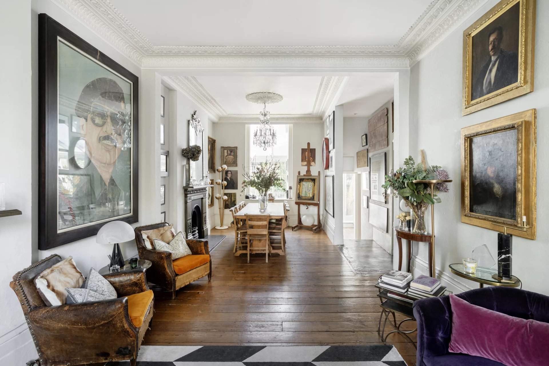 London  - Apartment 2 Bedrooms - picture 2