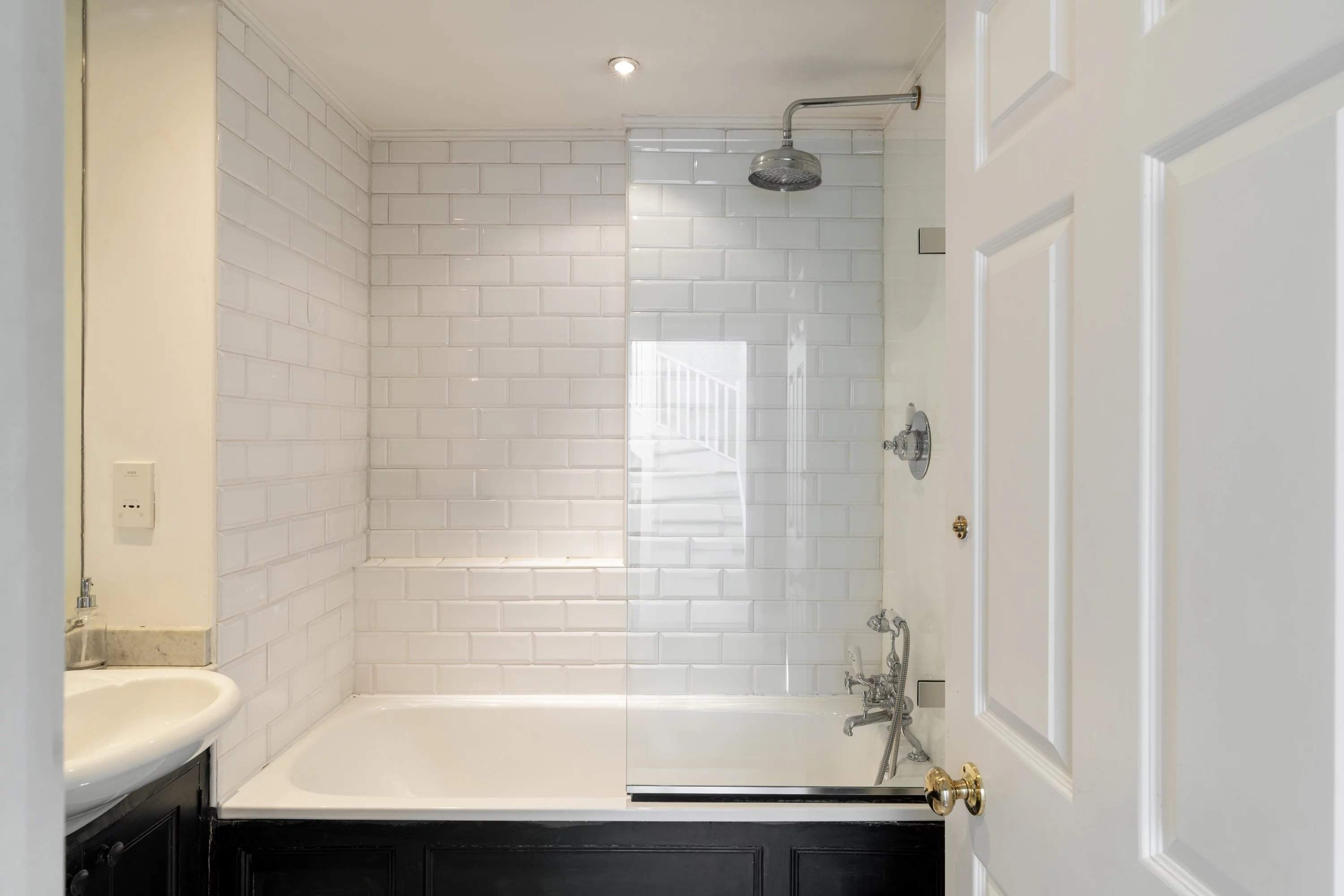 Old Brompton Road, Chelsea / South Kensington picture 8