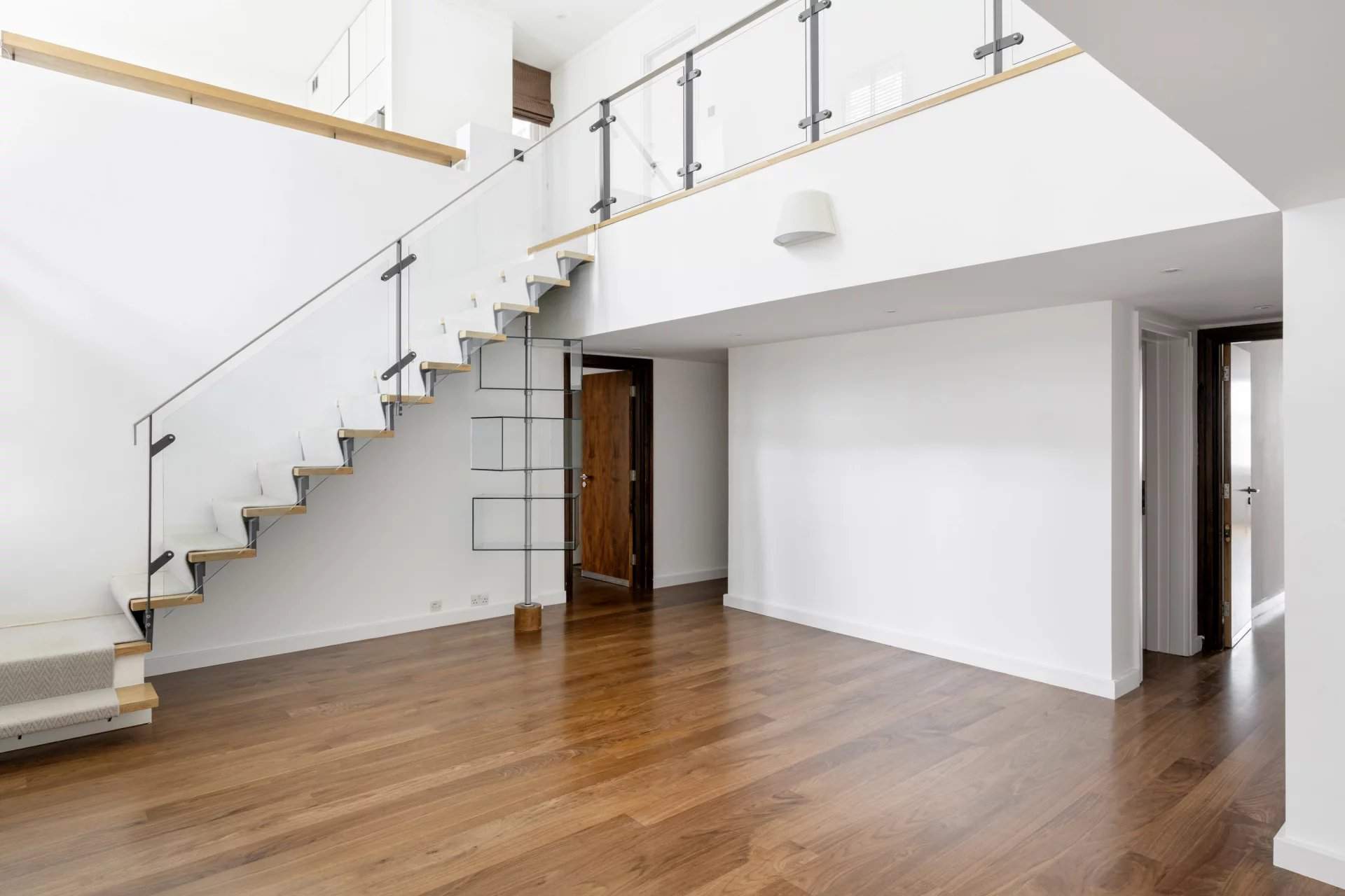 London  - Apartment 3 Bedrooms - picture 5