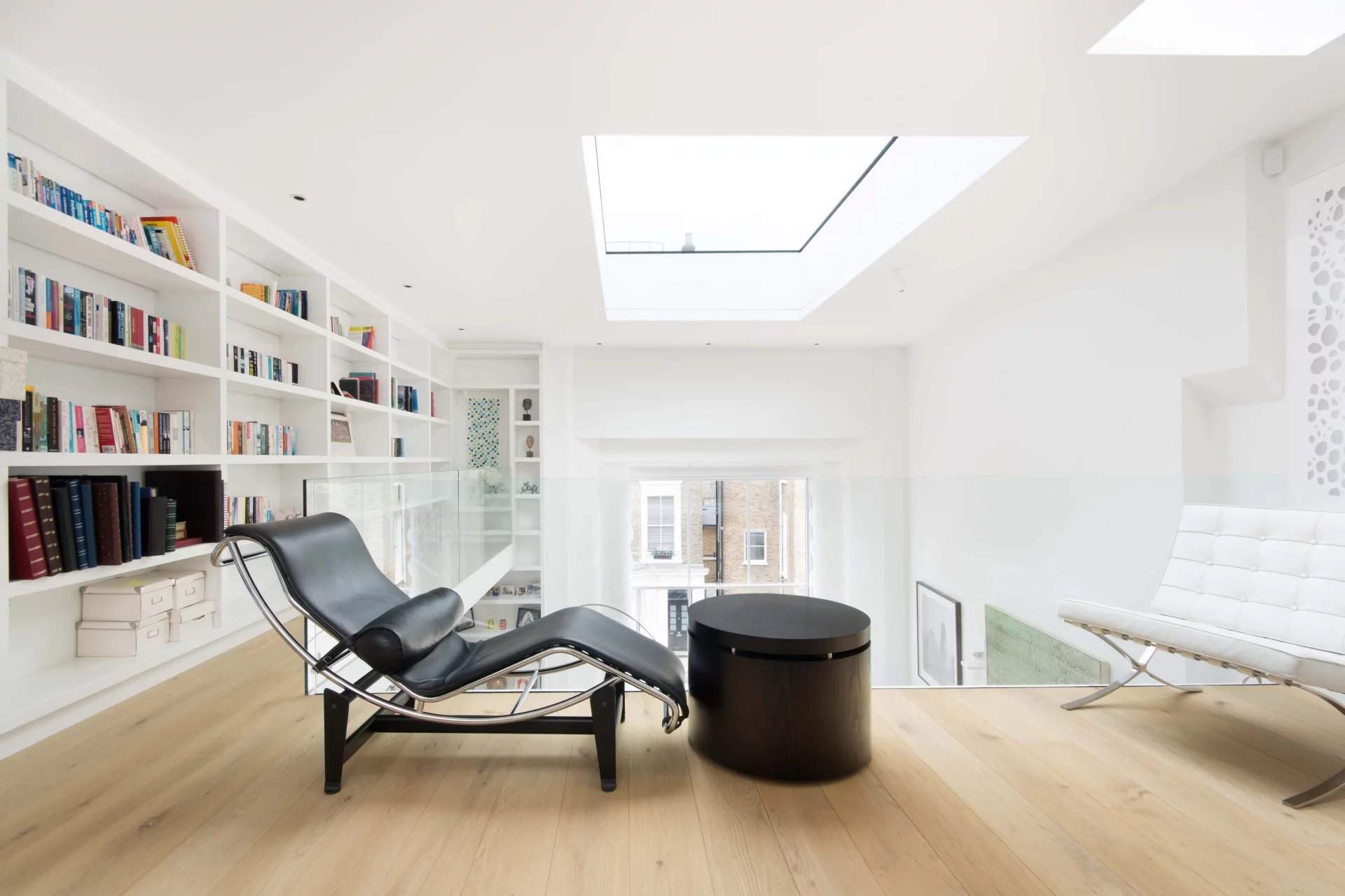 London  - House 2 Bedrooms - picture 2