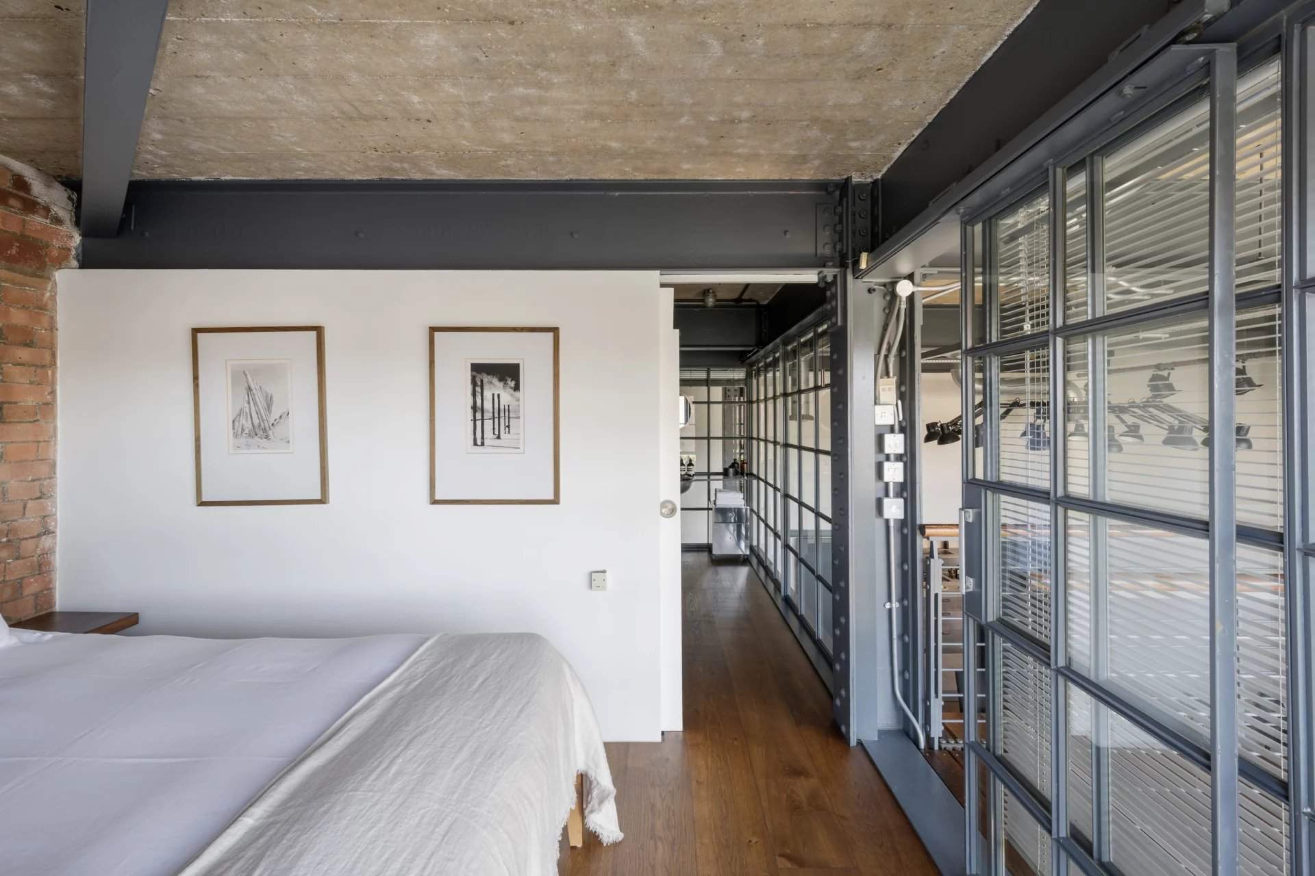 London  - Apartment 4 Bedrooms - picture 14