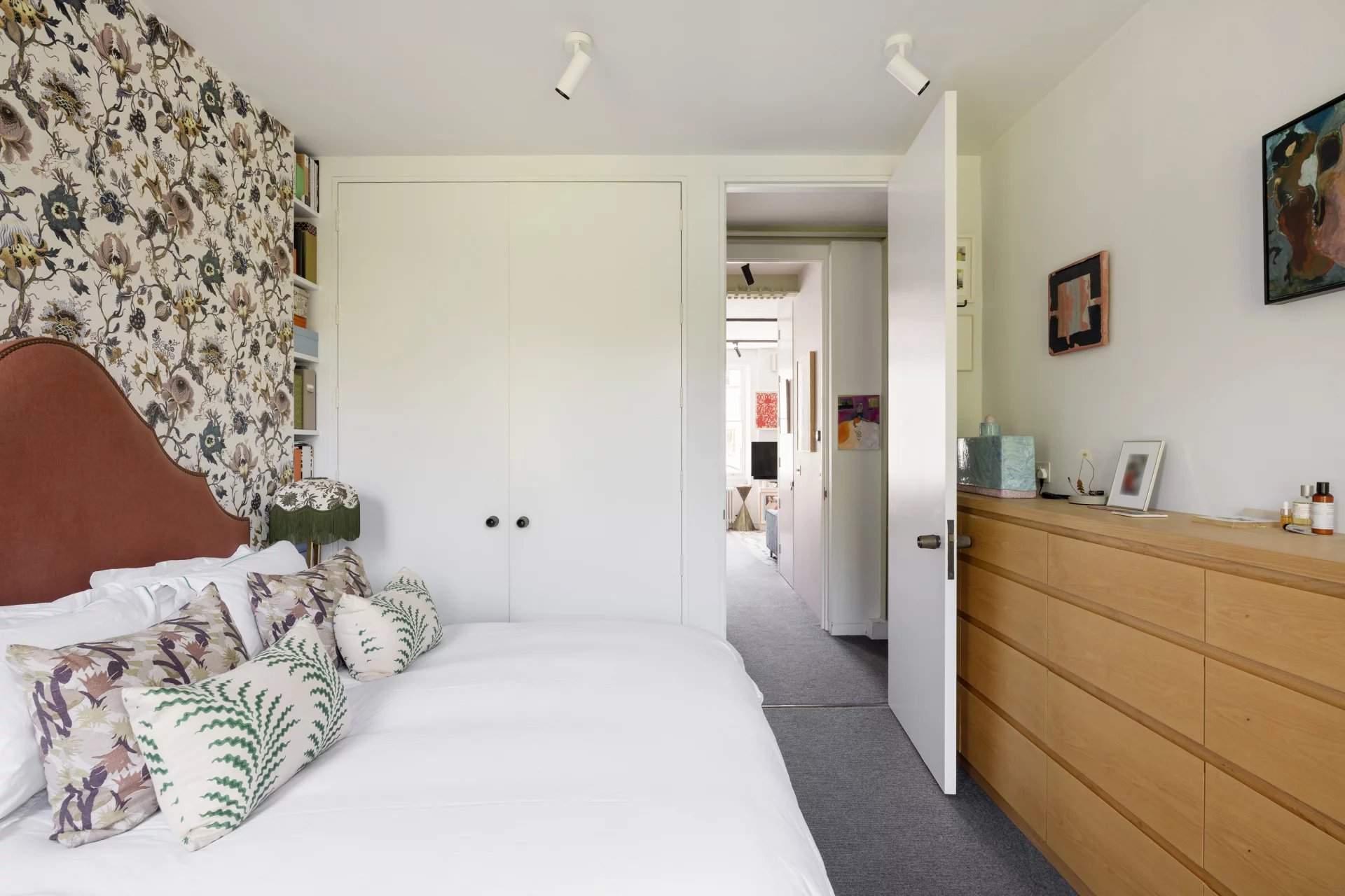 London  - Apartment 1 Bedroom - picture 9