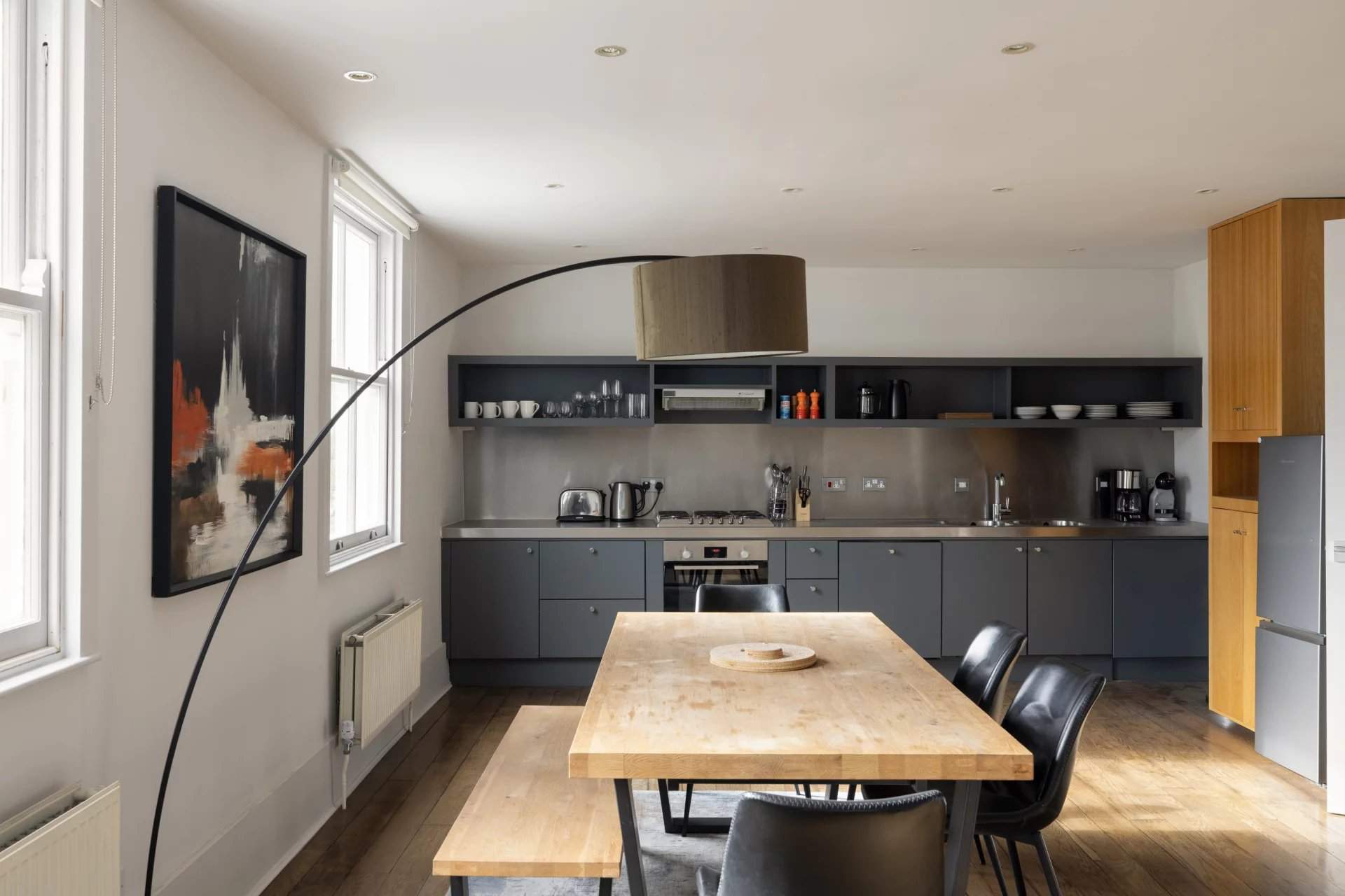 London  - Apartment 2 Bedrooms - picture 3