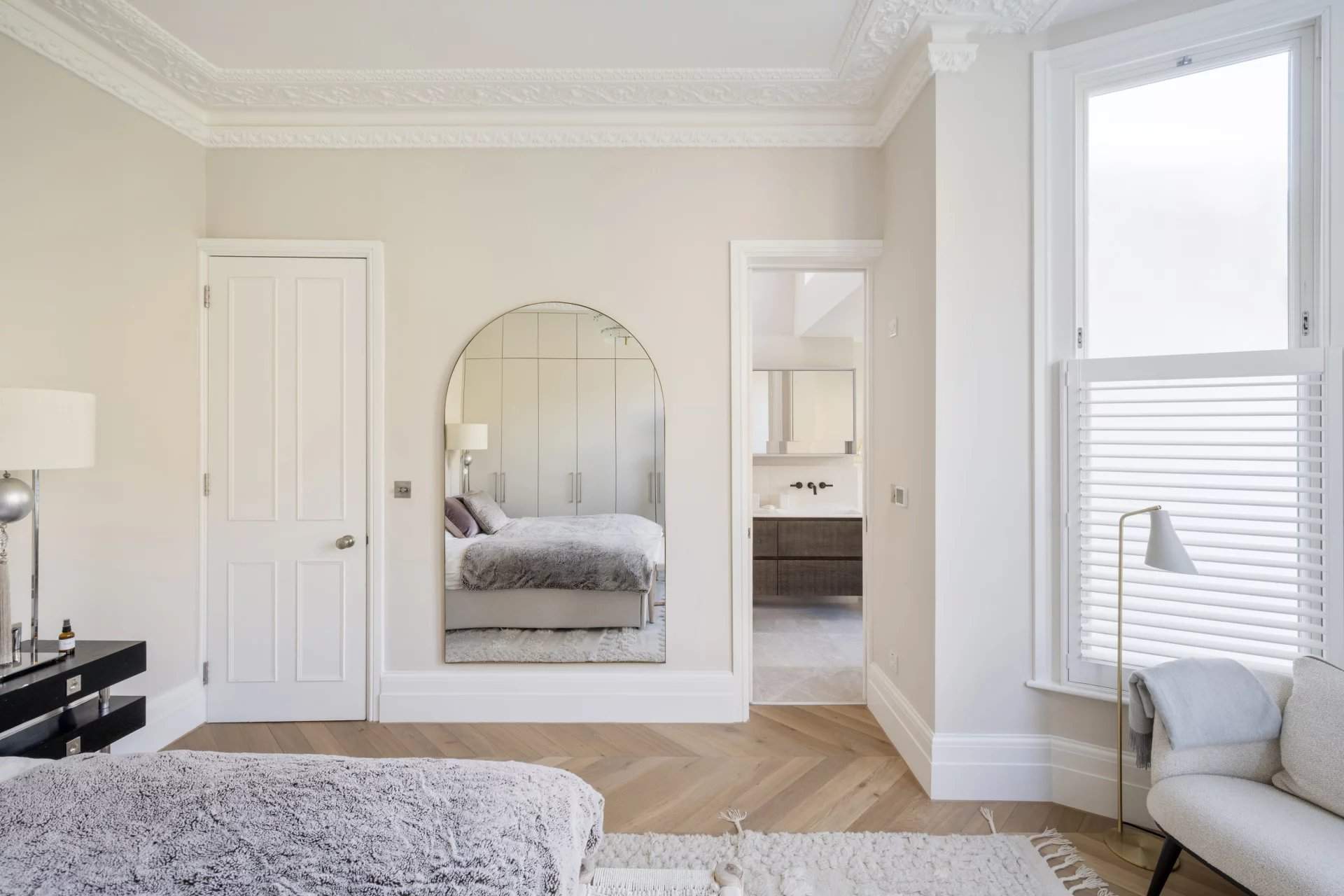 London  - Apartment 3 Bedrooms - picture 8